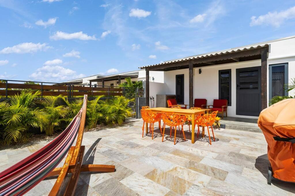 Four Villas with private Magnesium Pool 3 min to the Beach Dive Rinse Tank Villa N1