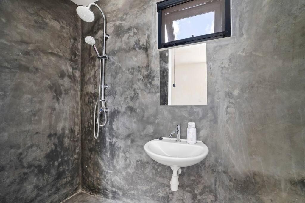 Four Villas with private Magnesium Pool 3 min to the Beach Dive Rinse Tank Villa N1