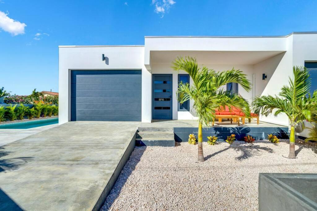 Four Villas with private Magnesium Pool 3 min to the Beach Dive Rinse Tank Villa N1