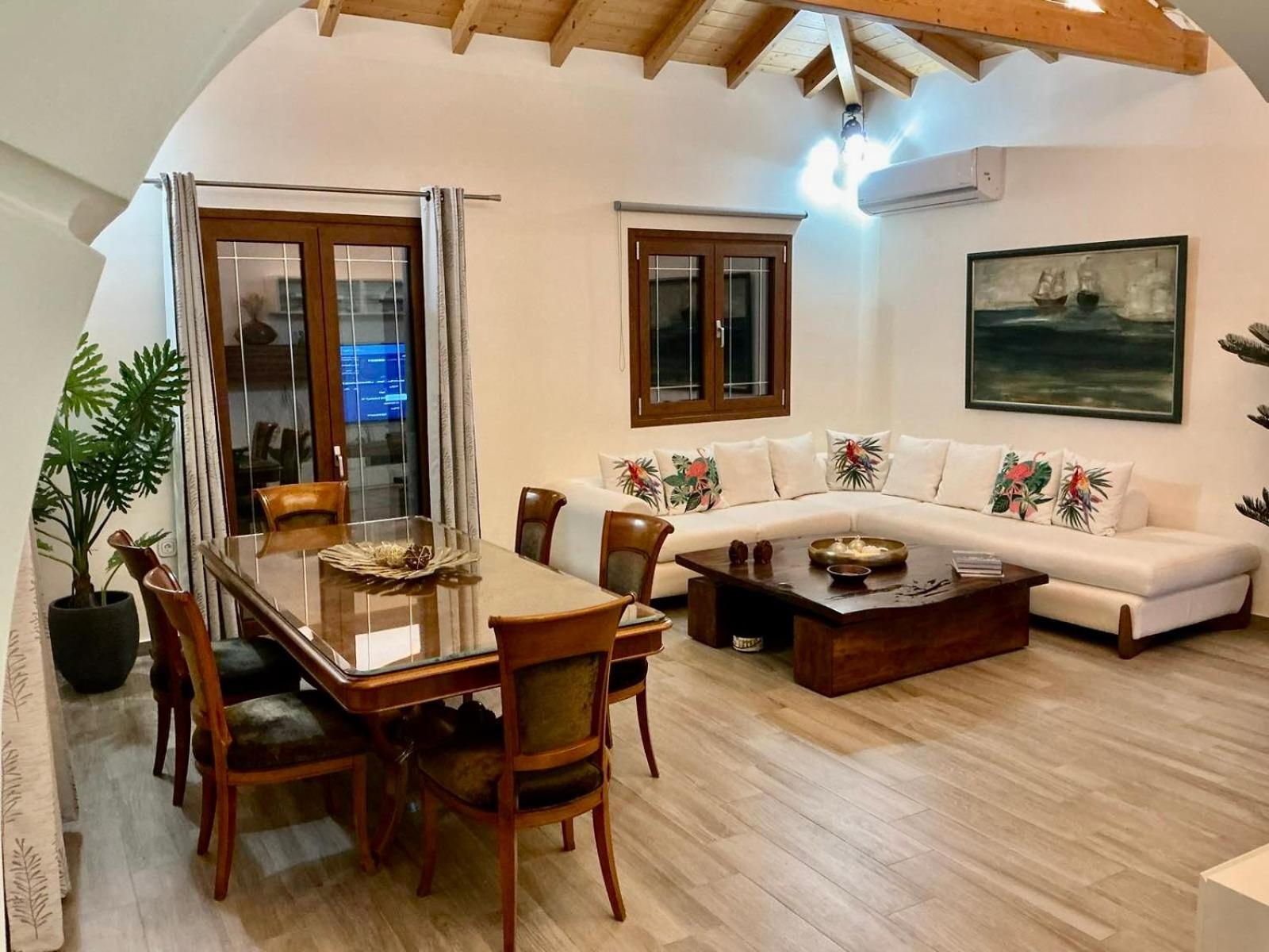 Villa Logas Hill view 4