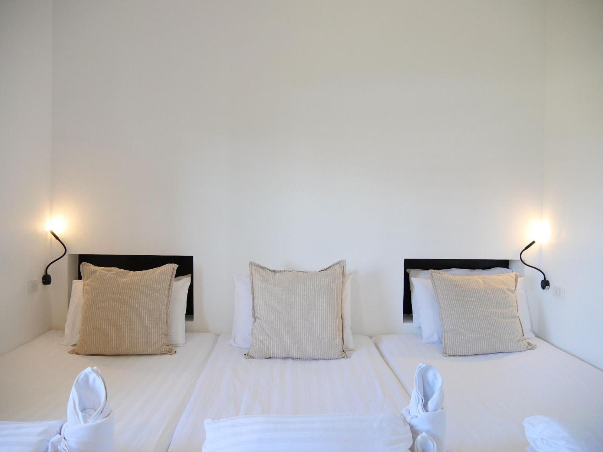 Book a Bed Poshtel - SHA Plus