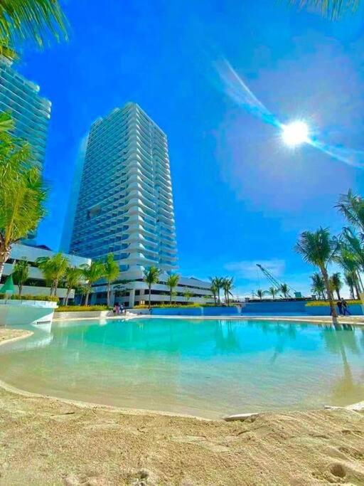 Floria Suites at Azure North Pampanga