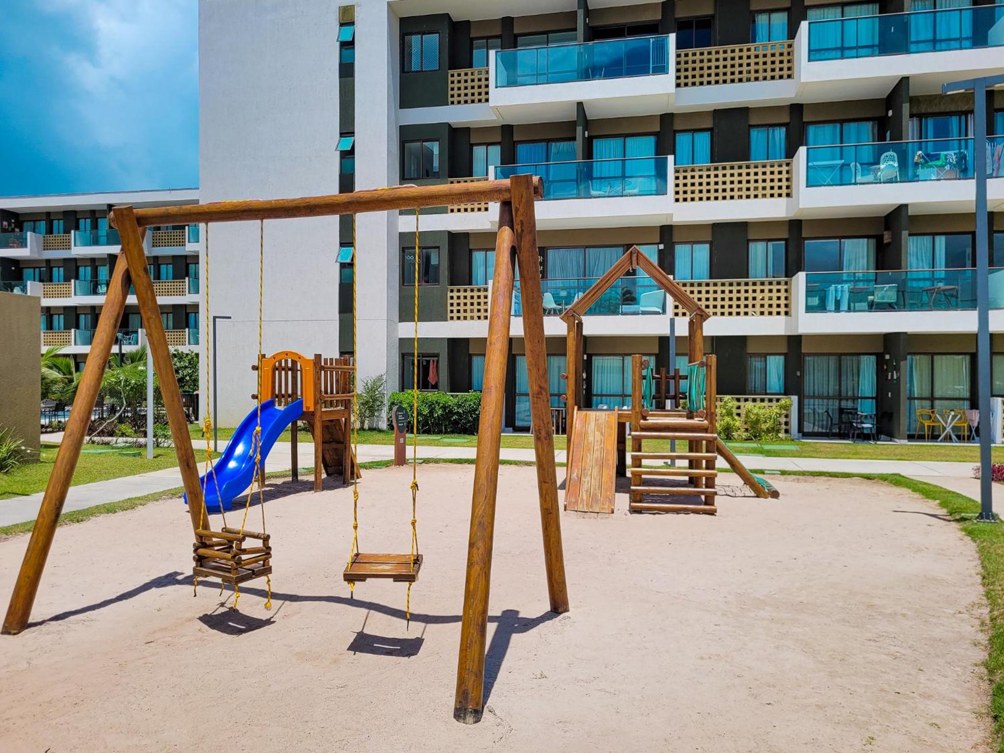 Mana Beach Top - Vista Piscina, 2Qts, Poucos Metros da Praia-Muro Alto