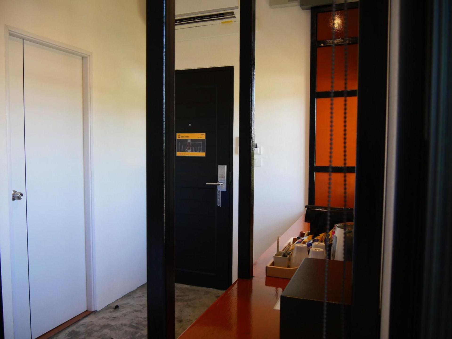 Book a Bed Poshtel - SHA Plus