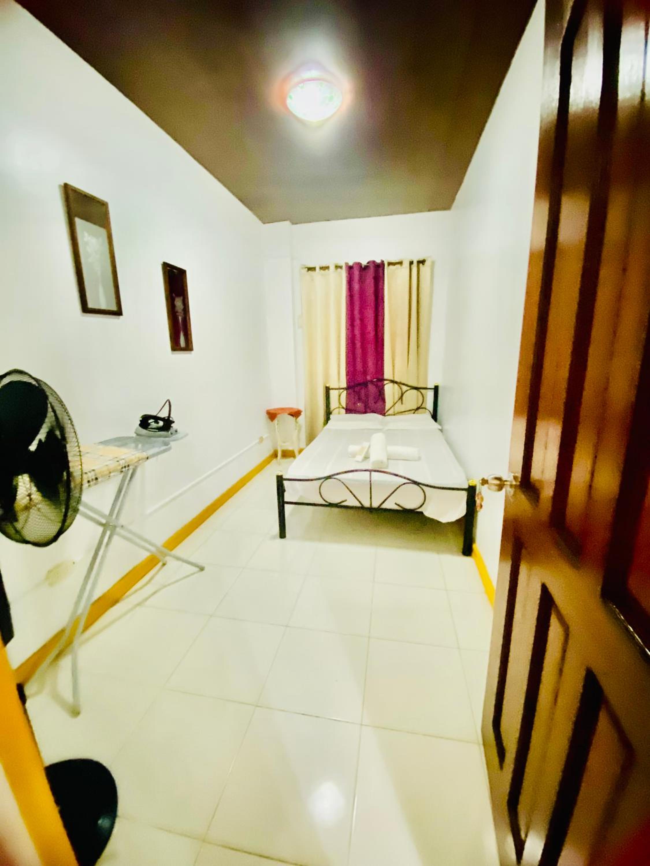 Len Staycation in Panabo 3BDR-2BR-Downstairs Wifi Netflix