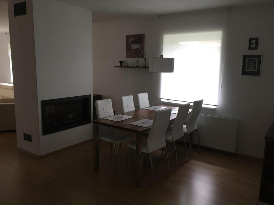 Johnyho Bydlení Velikovská 10, Zlín-Štípa