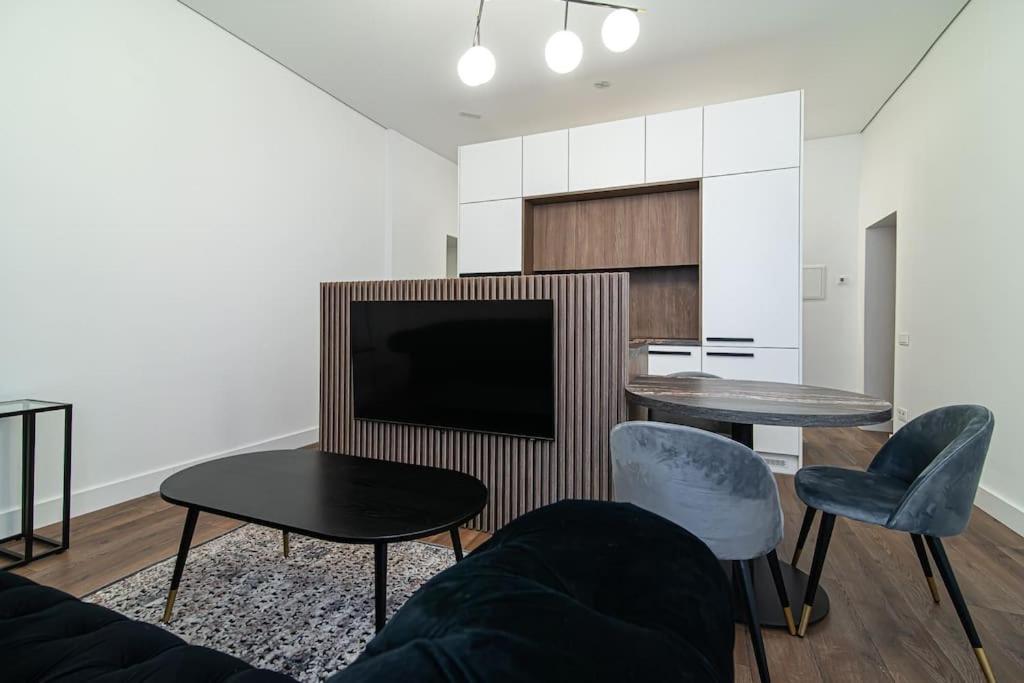 Modern Apartment in the heart of Vilnius Old Town by URBAN RENT view 2