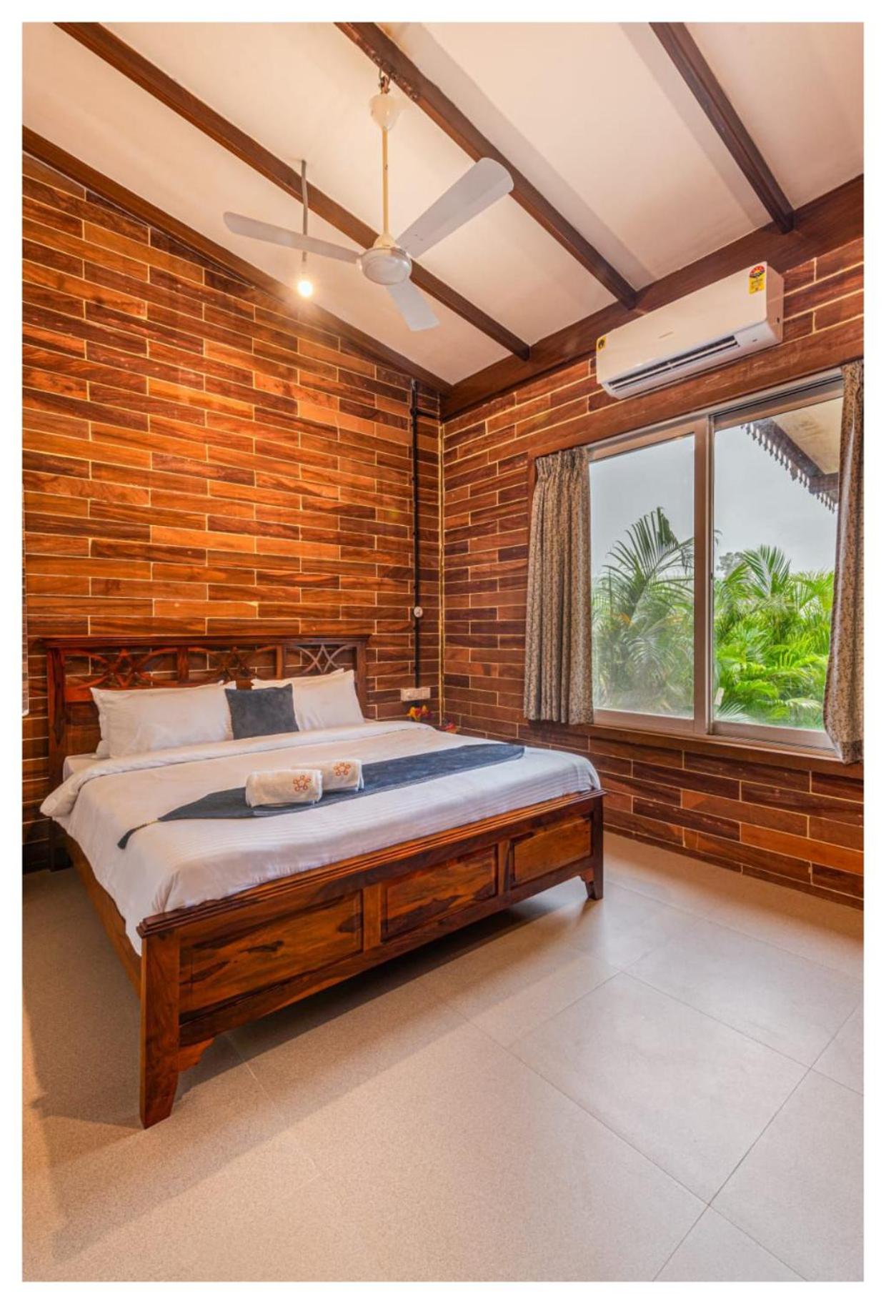 Beachy Farm 4BHk view 3