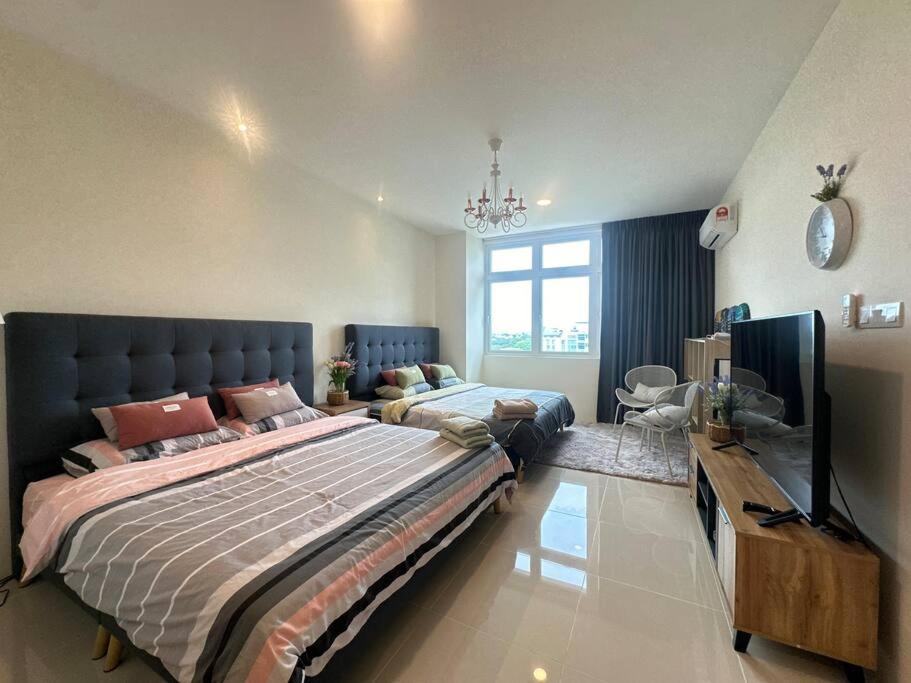 Kuching Holiday Family Home at Riverine Kuching photo 1