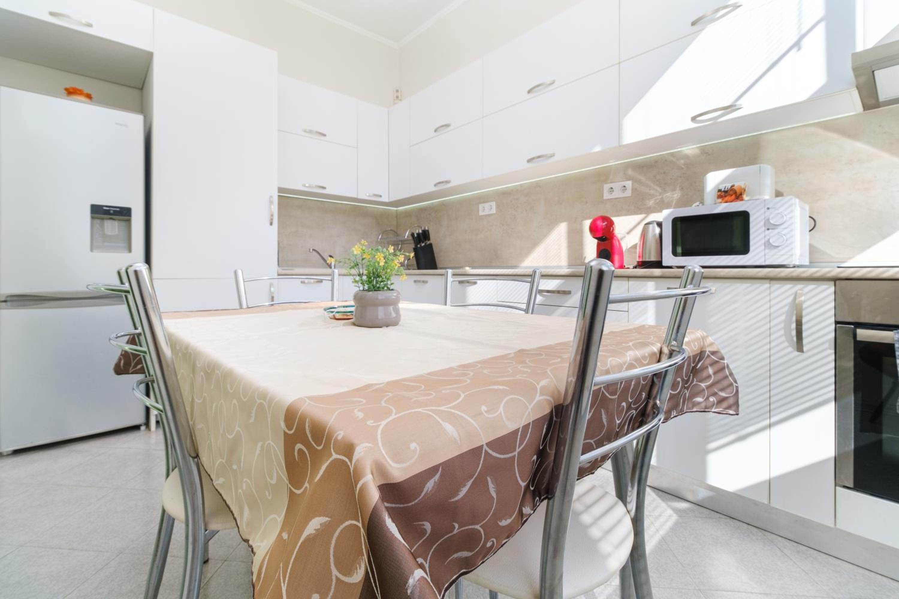 1-bedroom City Center secret gem