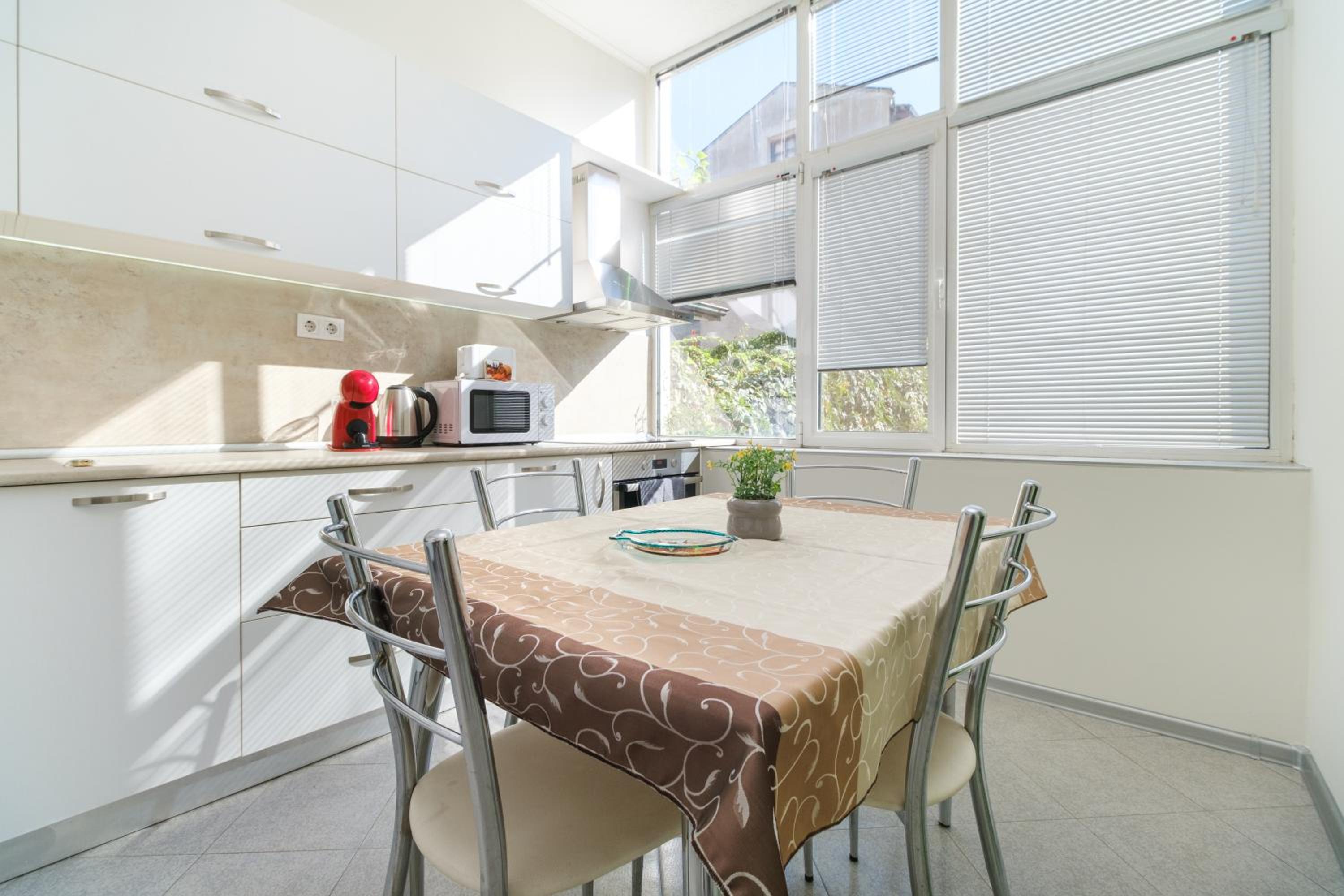 1-bedroom City Center secret gem