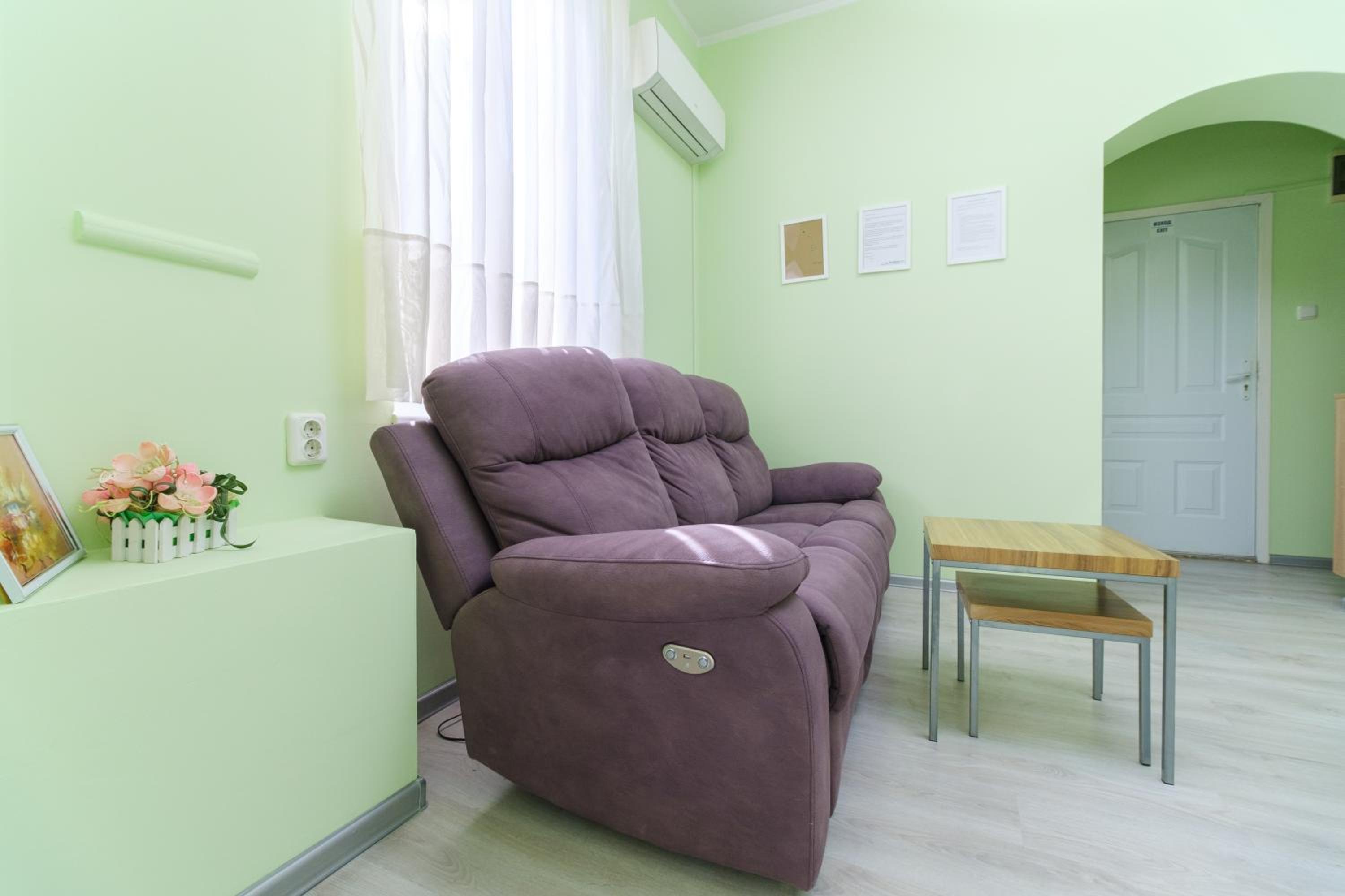 1-bedroom City Center secret gem