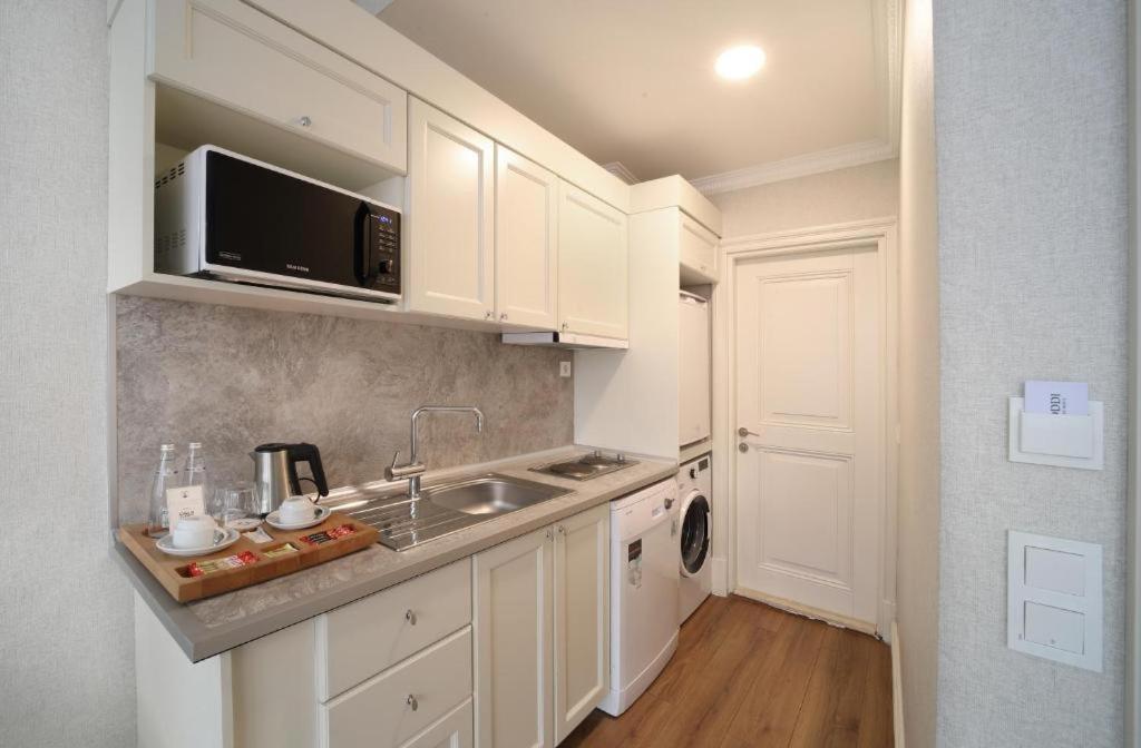 Meroddi La Porta Otel - Image 24