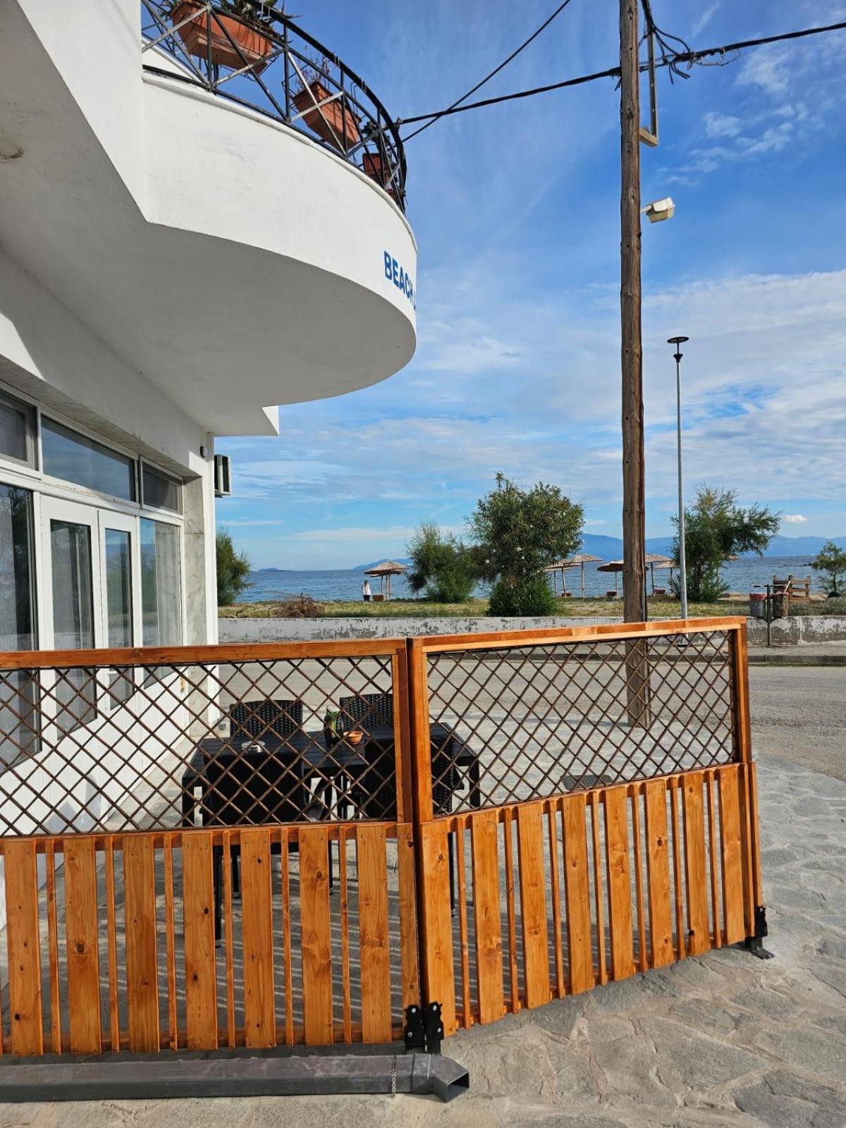 Beach Apartment A photo 3