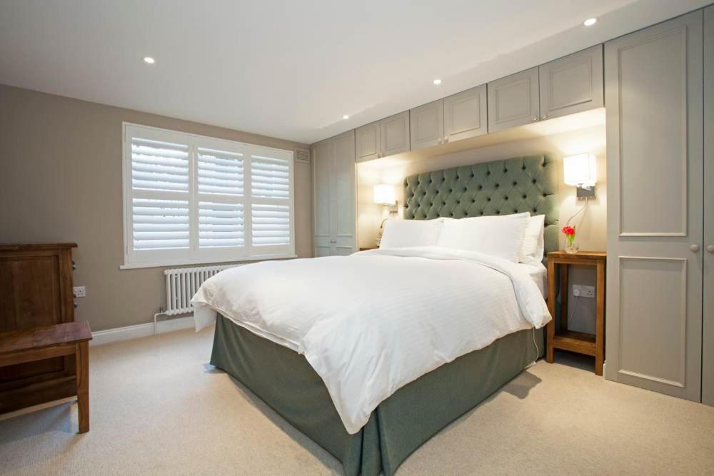 Luxury 2-Bed Marylebone Georgian House with Private Garden & Office