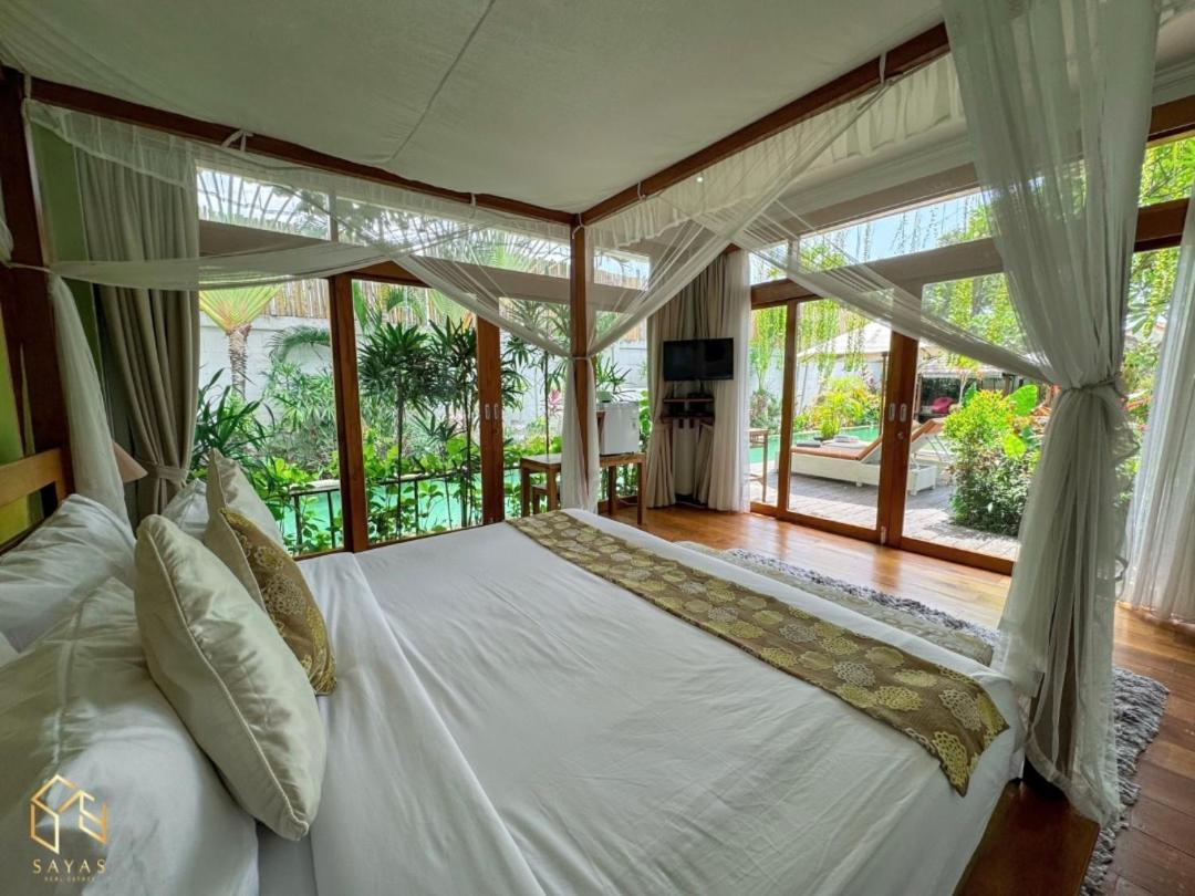 Tranquil Classic Balinese Villa view 5