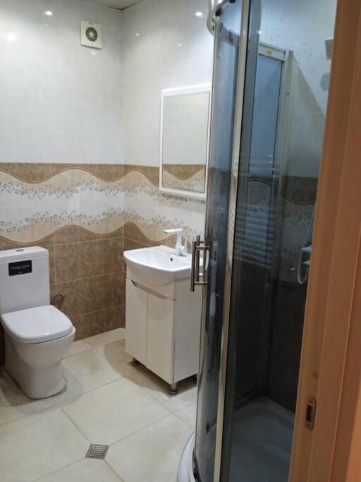 Modern Cozy Apt in Ortachala view 2