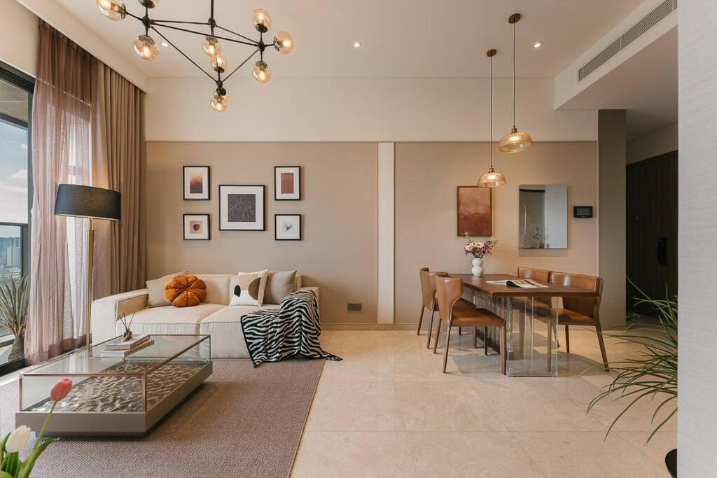 MarQ District 1 Elite Apartel by SSens