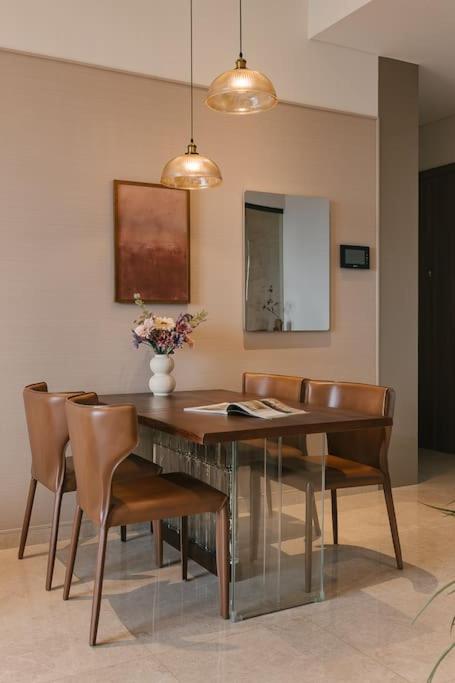 MarQ District 1 Elite Apartel by SSens