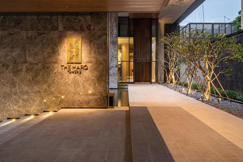 MarQ District 1 Elite Apartel by SSens