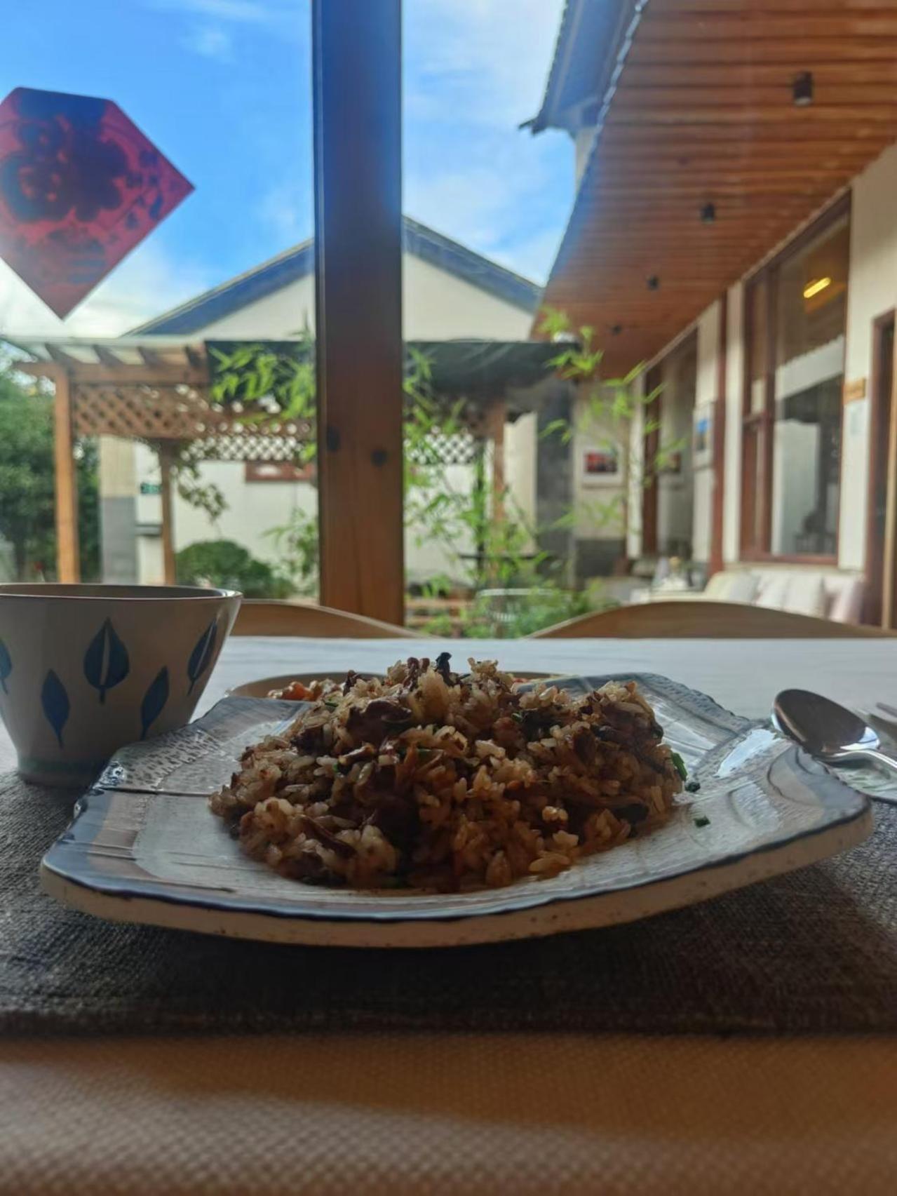 Jianchuan Shaxi Huasheli Inn