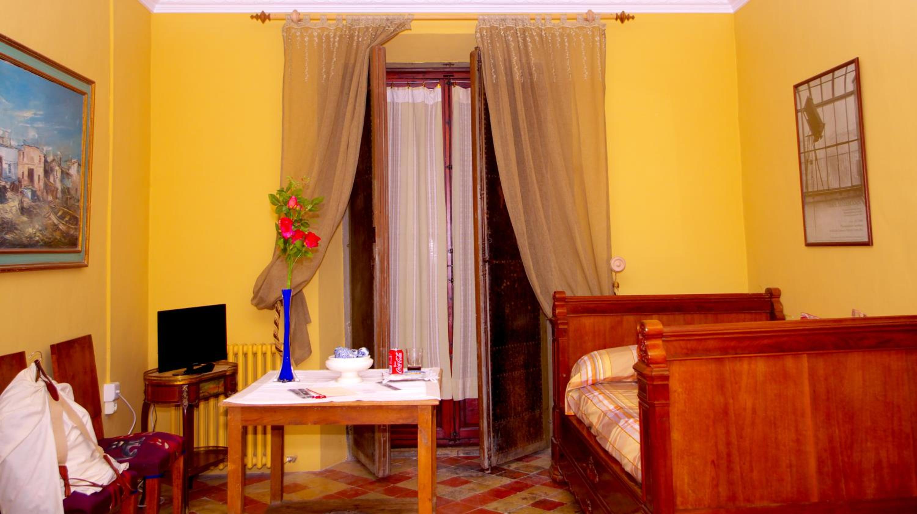hotel room