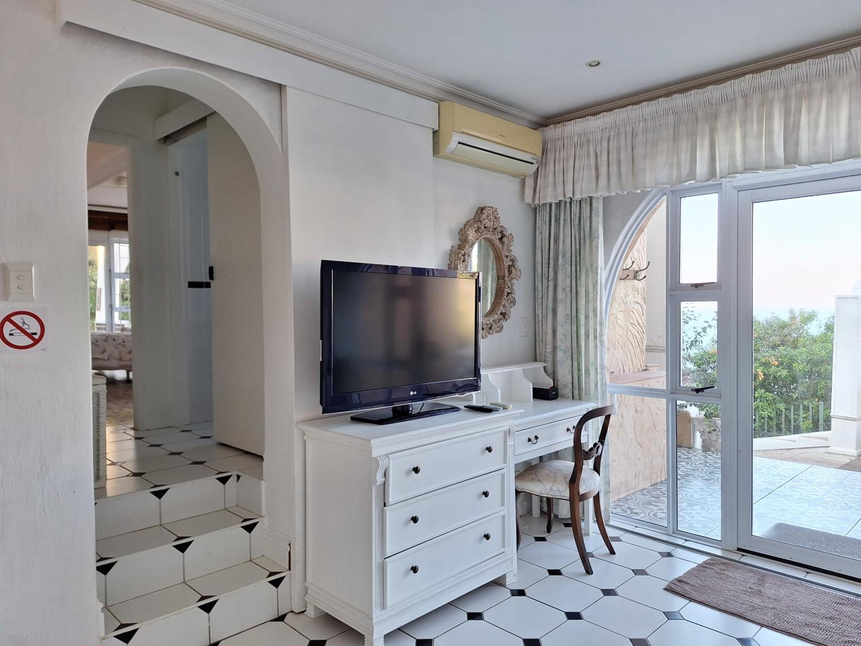 Villa Bel Fiori Apartment - 2 Sleeper view 2