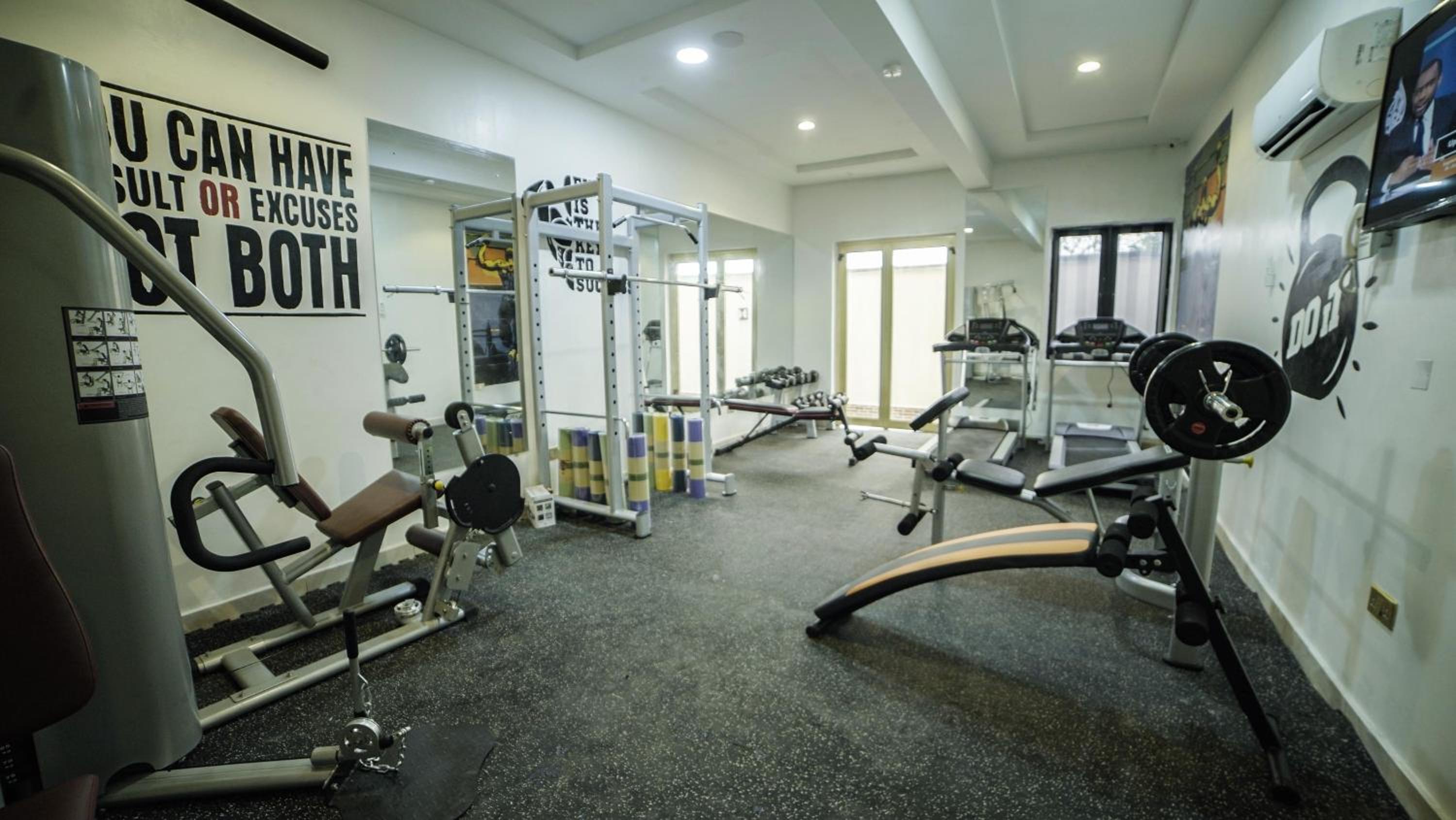Deluxe Luxurious Room - Pool - Spa - Gym - Parking