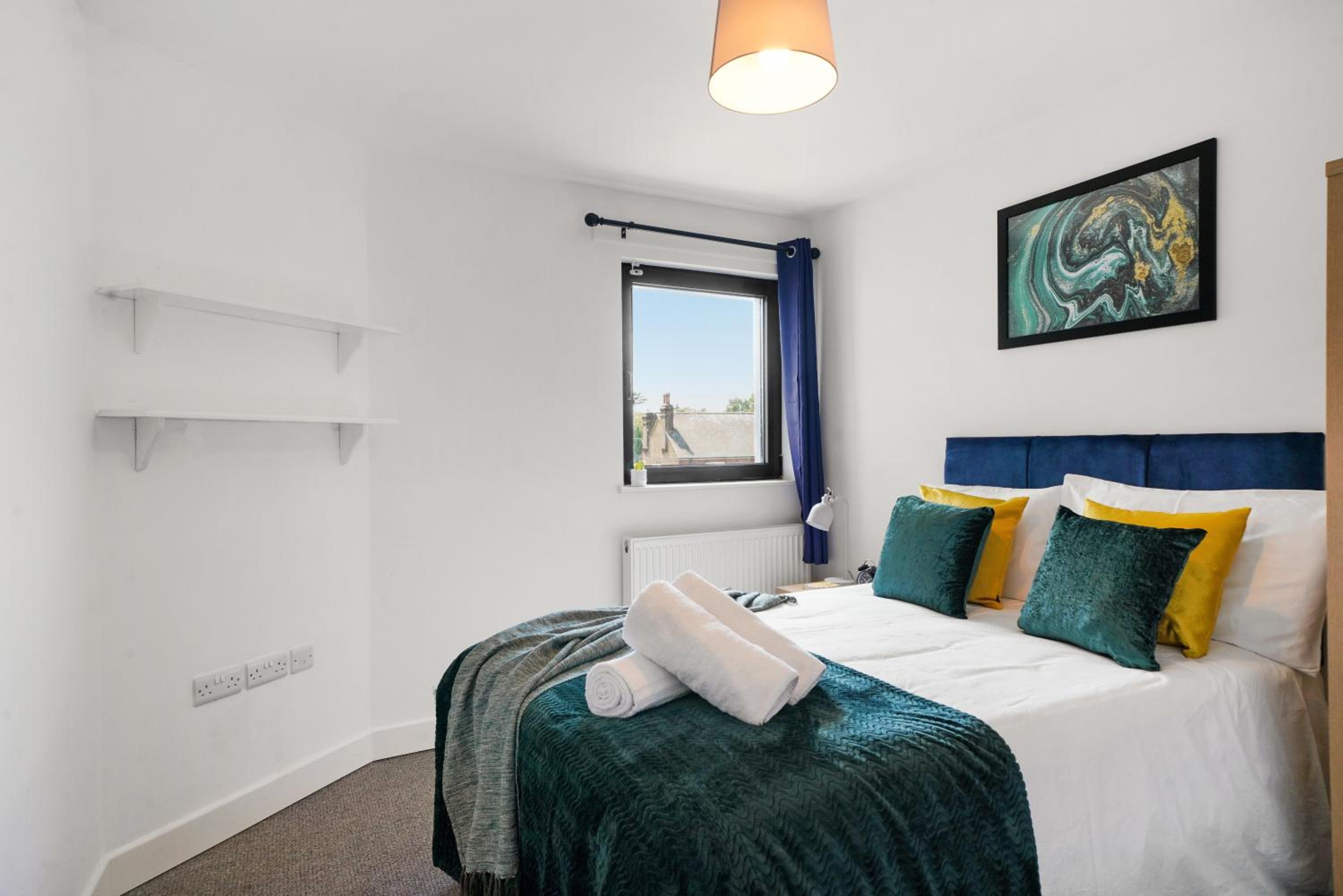 One and Two Bed Apartments Slough near Heathrow