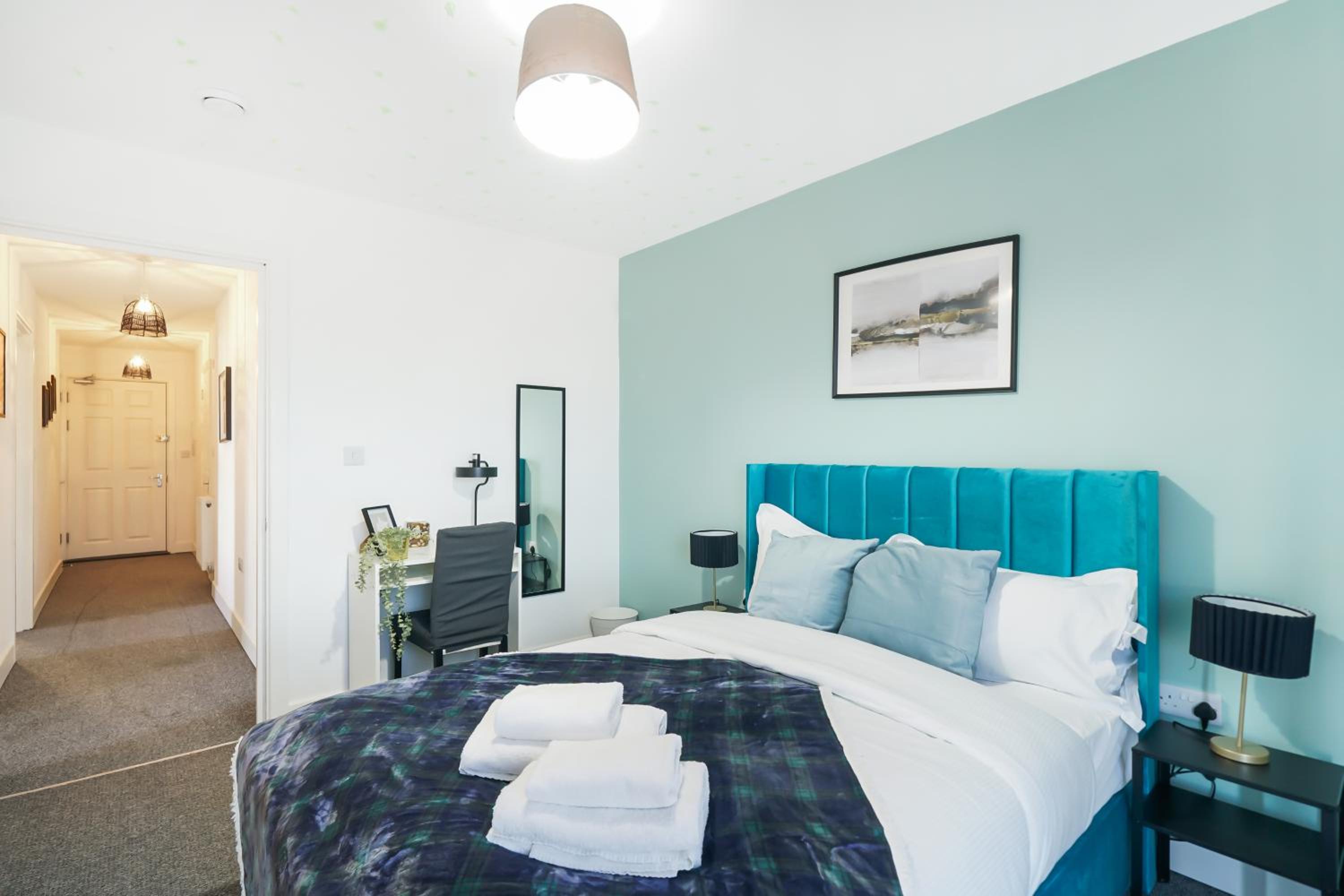 One and Two Bed Apartments Slough near Heathrow