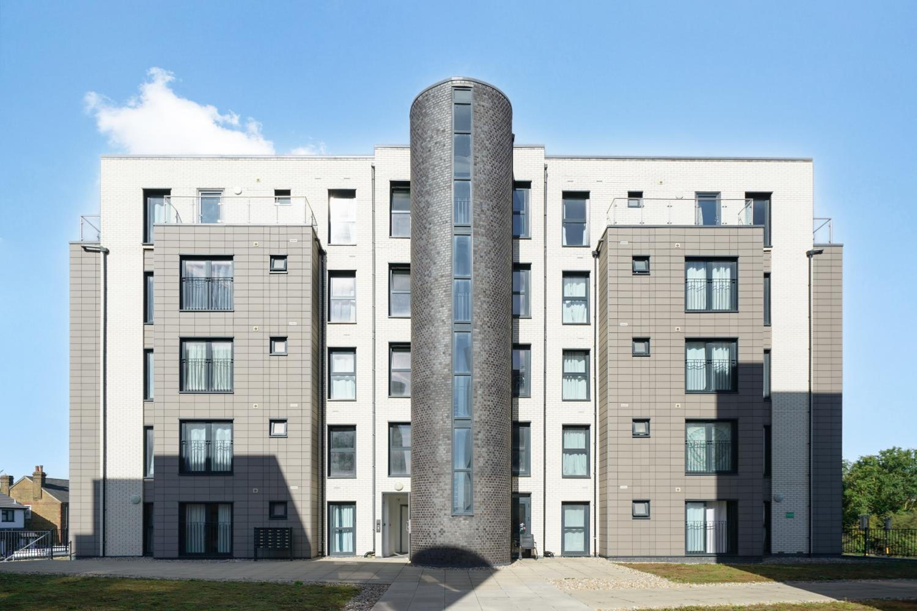 One and Two Bed Apartments Slough near Heathrow