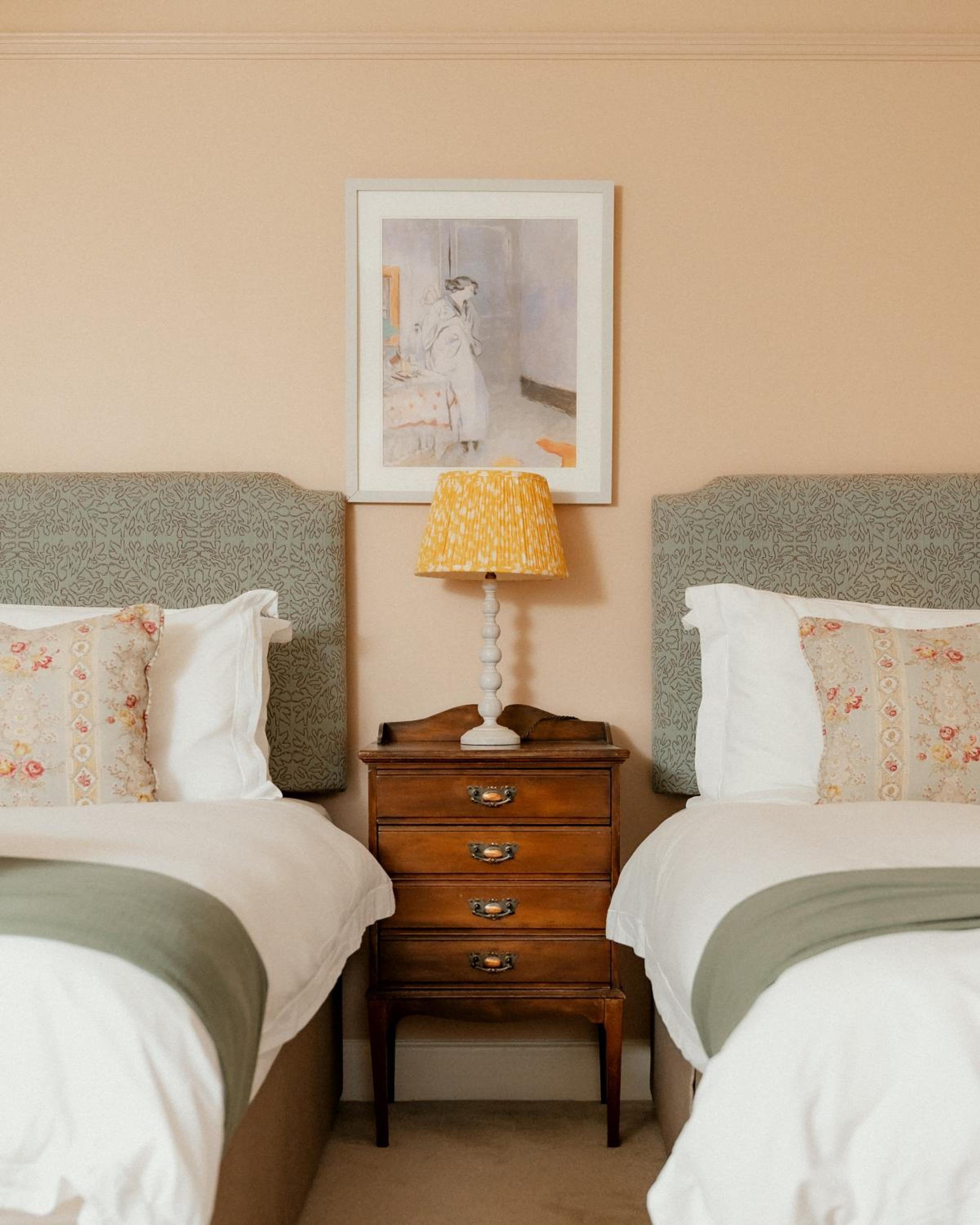 Holly House, Sleeps 15, North Norfolk