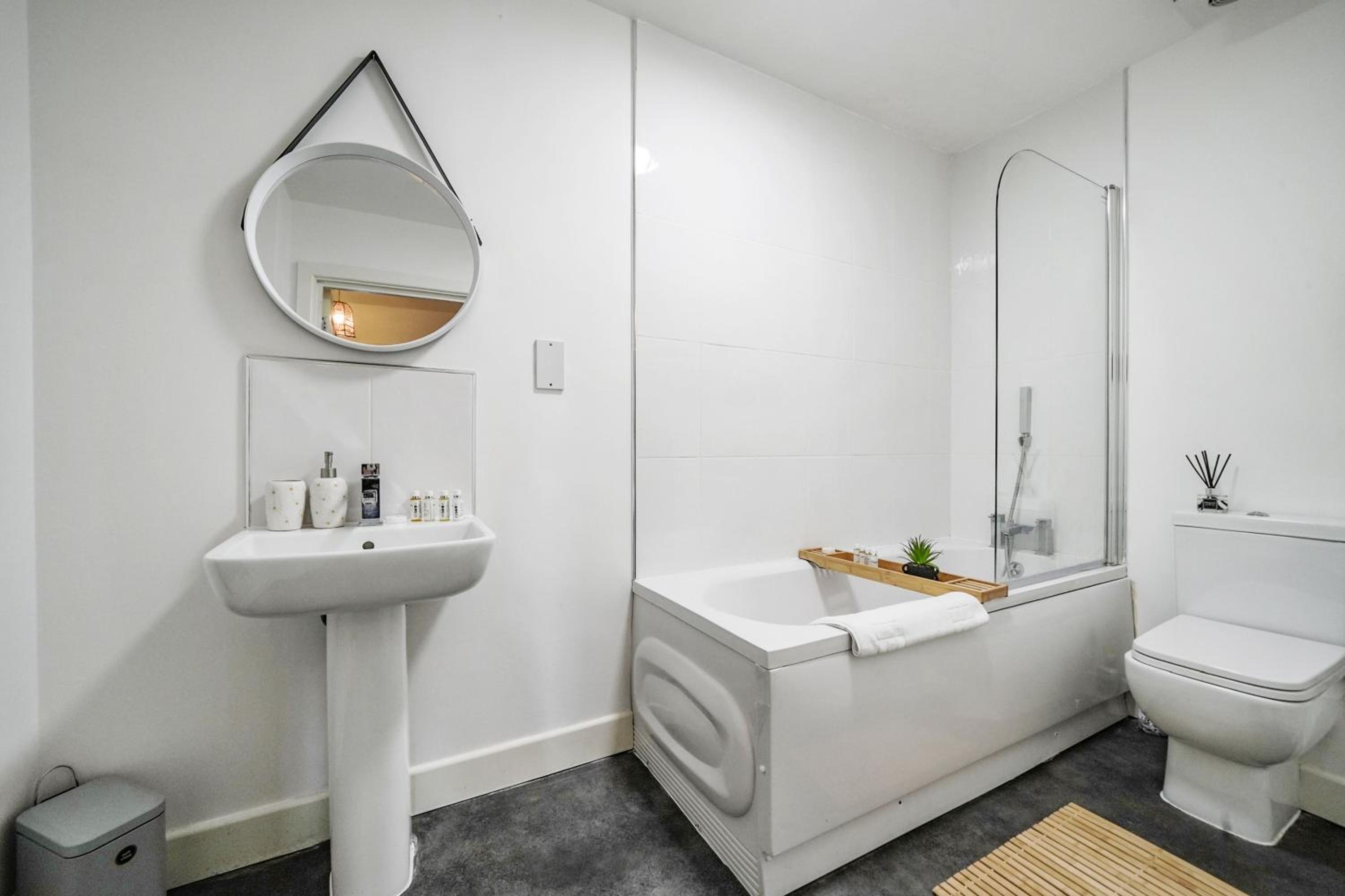 One and Two Bed Apartments Slough near Heathrow