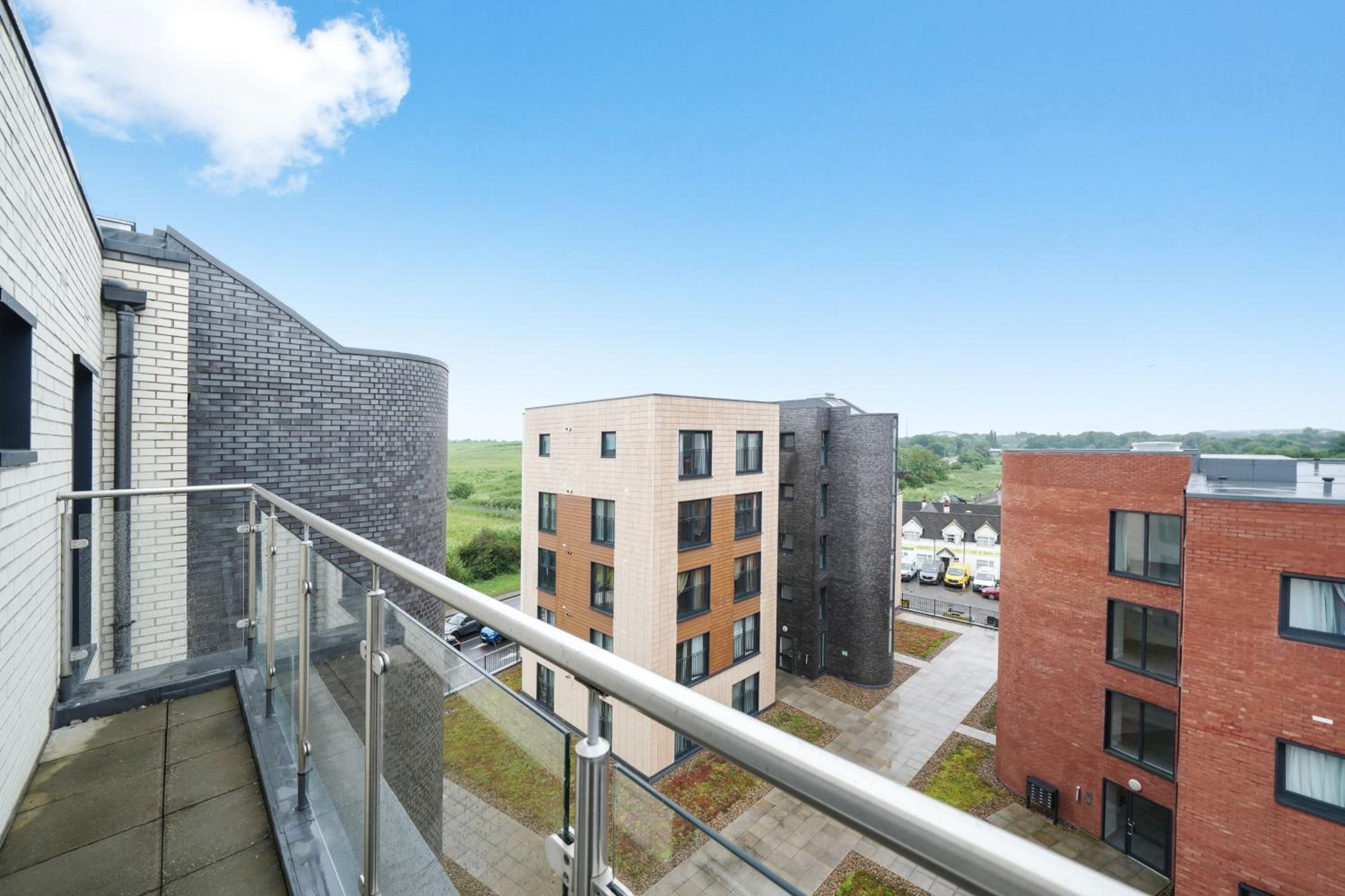 One and Two Bed Apartments Slough near Heathrow