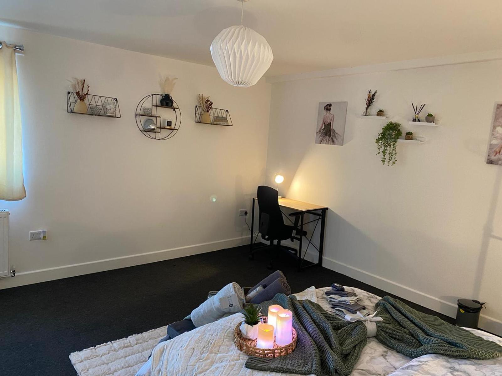One and Two Bed Apartments Slough near Heathrow