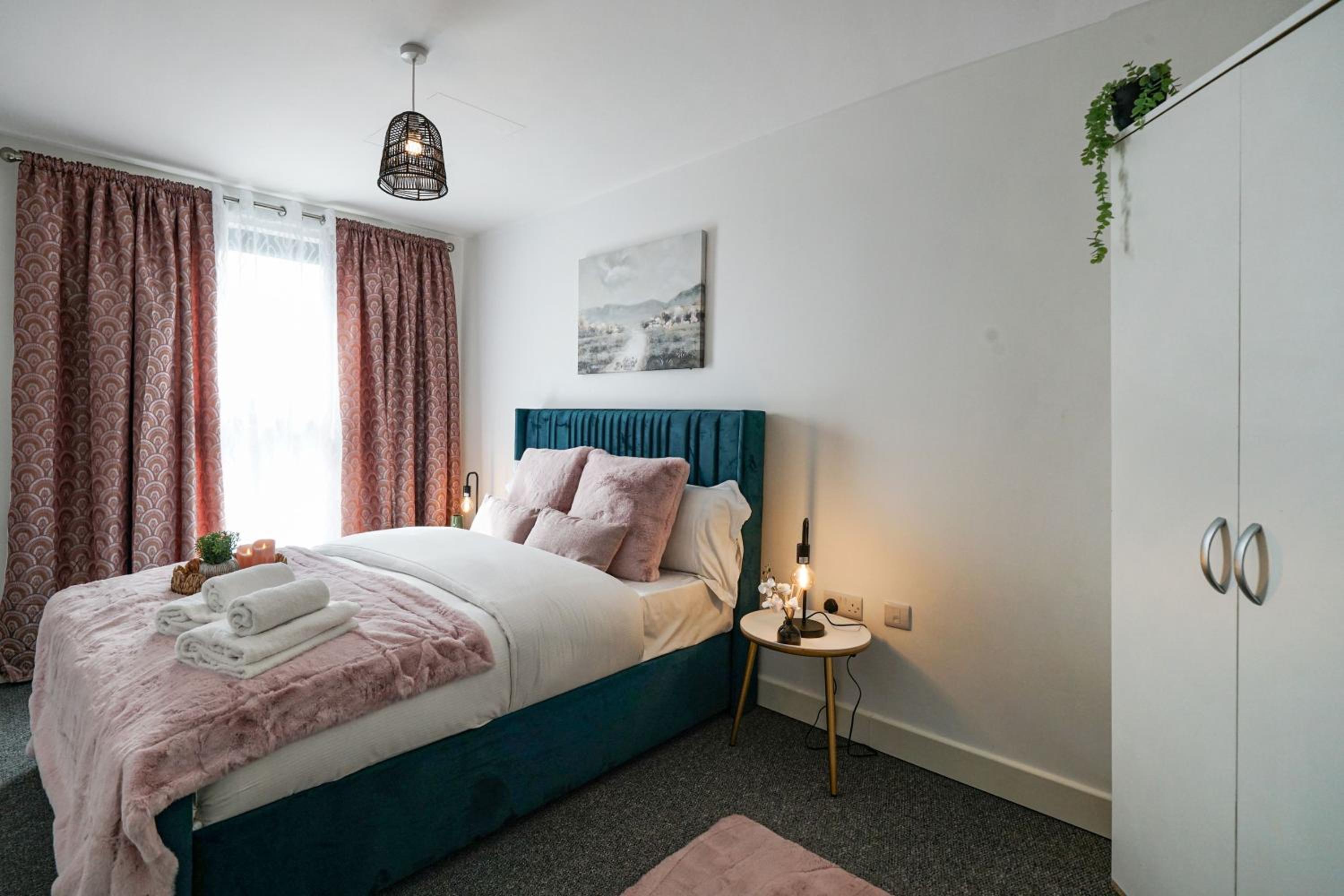 One and Two Bed Apartments Slough near Heathrow