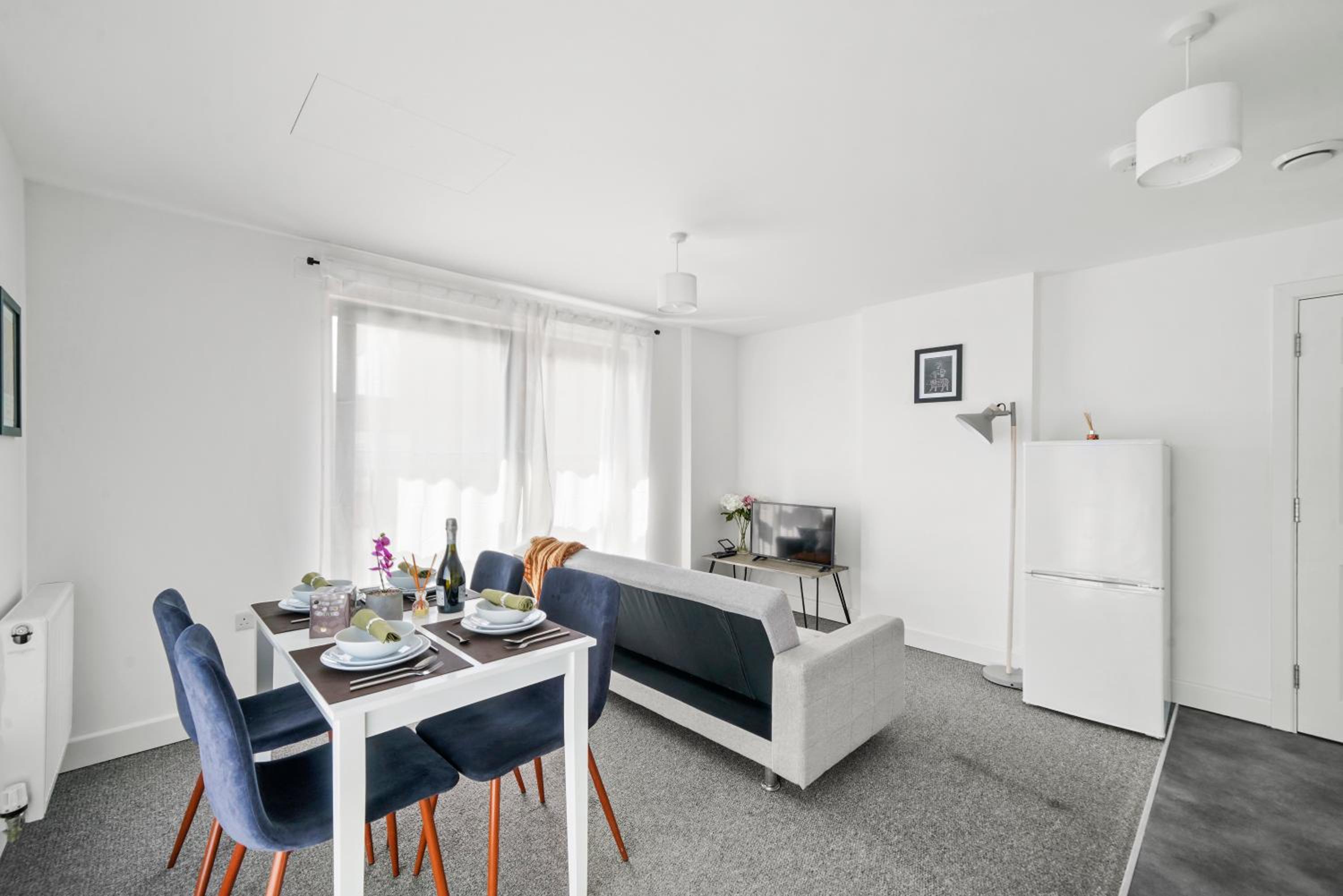 One and Two Bed Apartments Slough near Heathrow