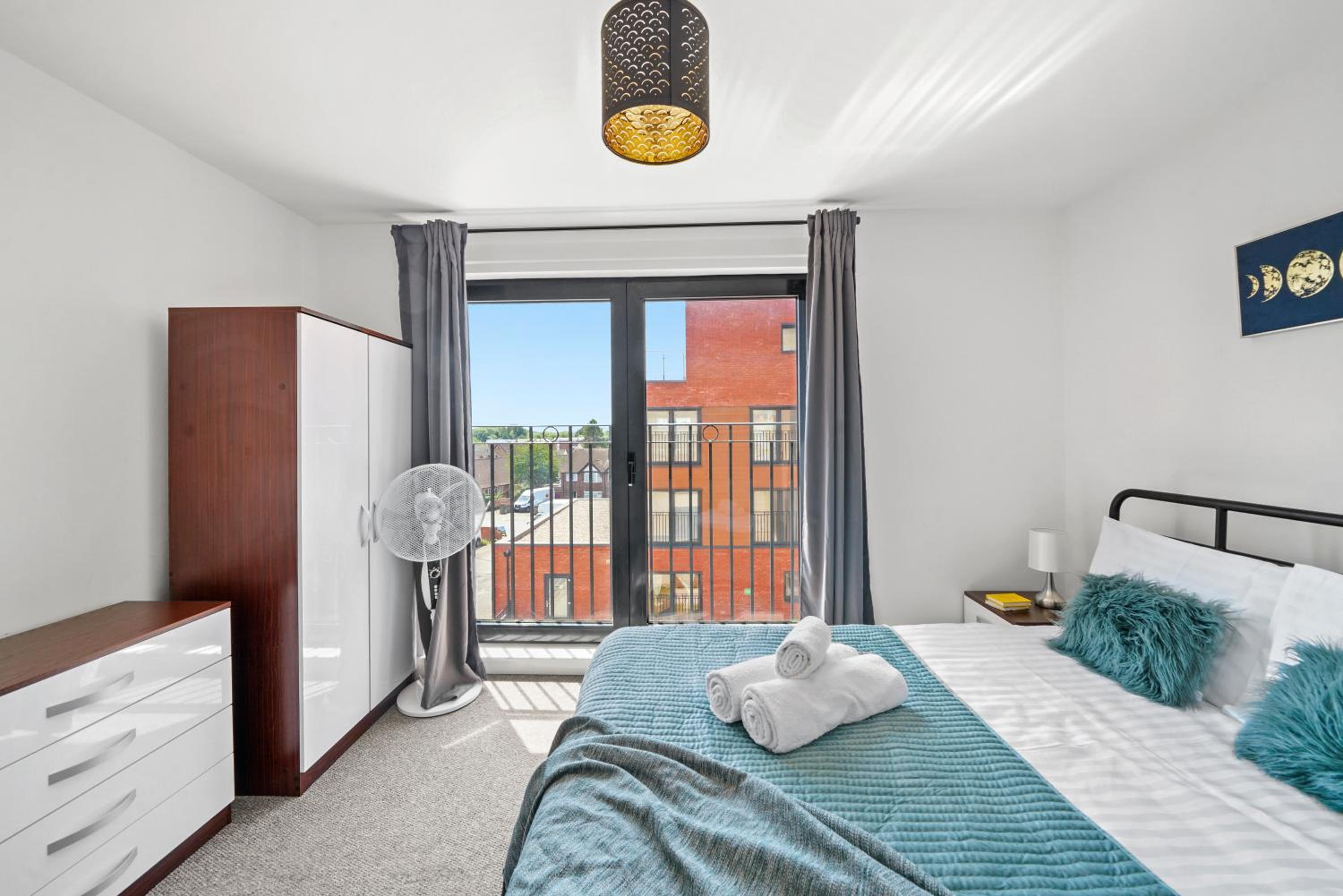 One and Two Bed Apartments Slough near Heathrow