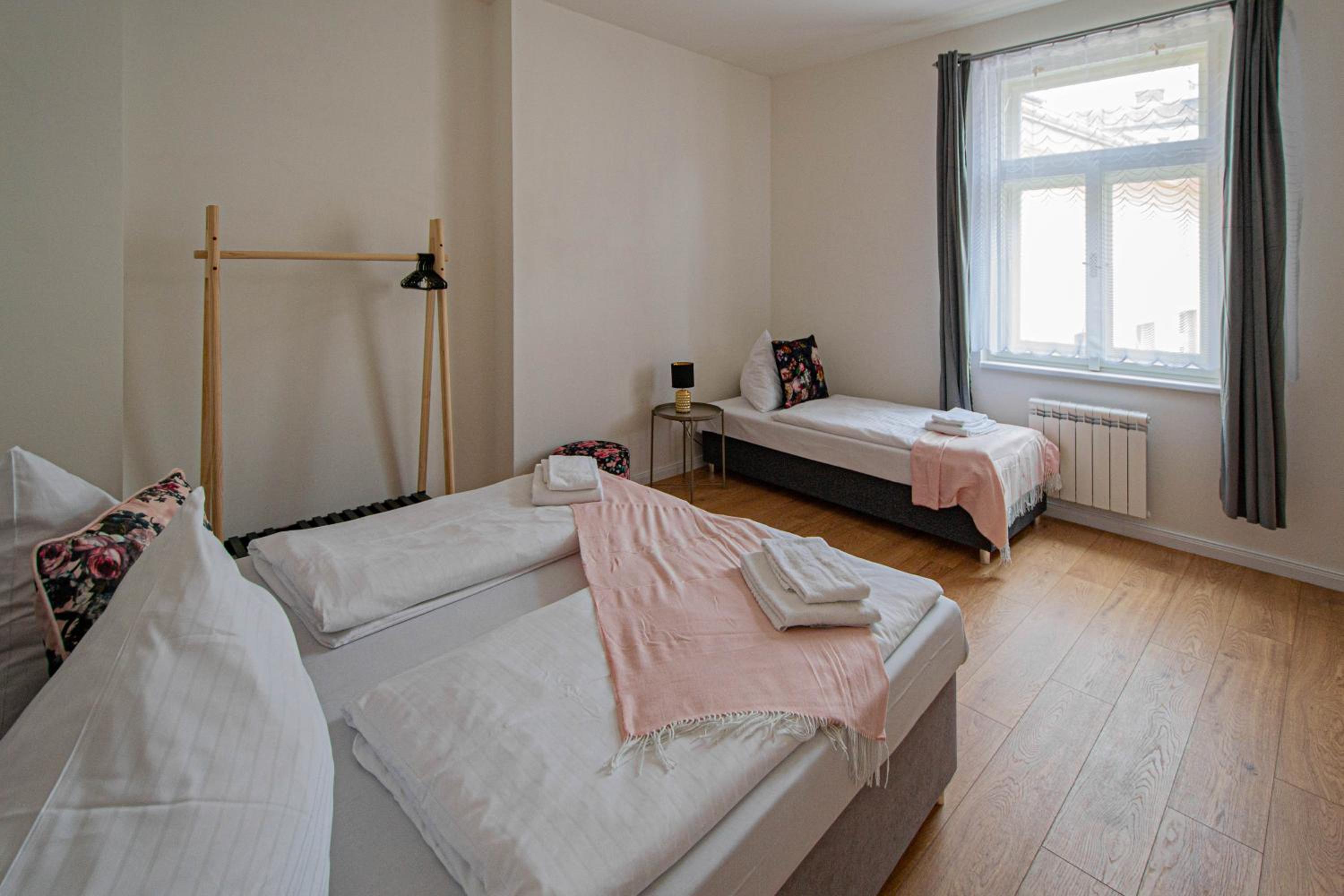 Charles square central apartments by Ruterra