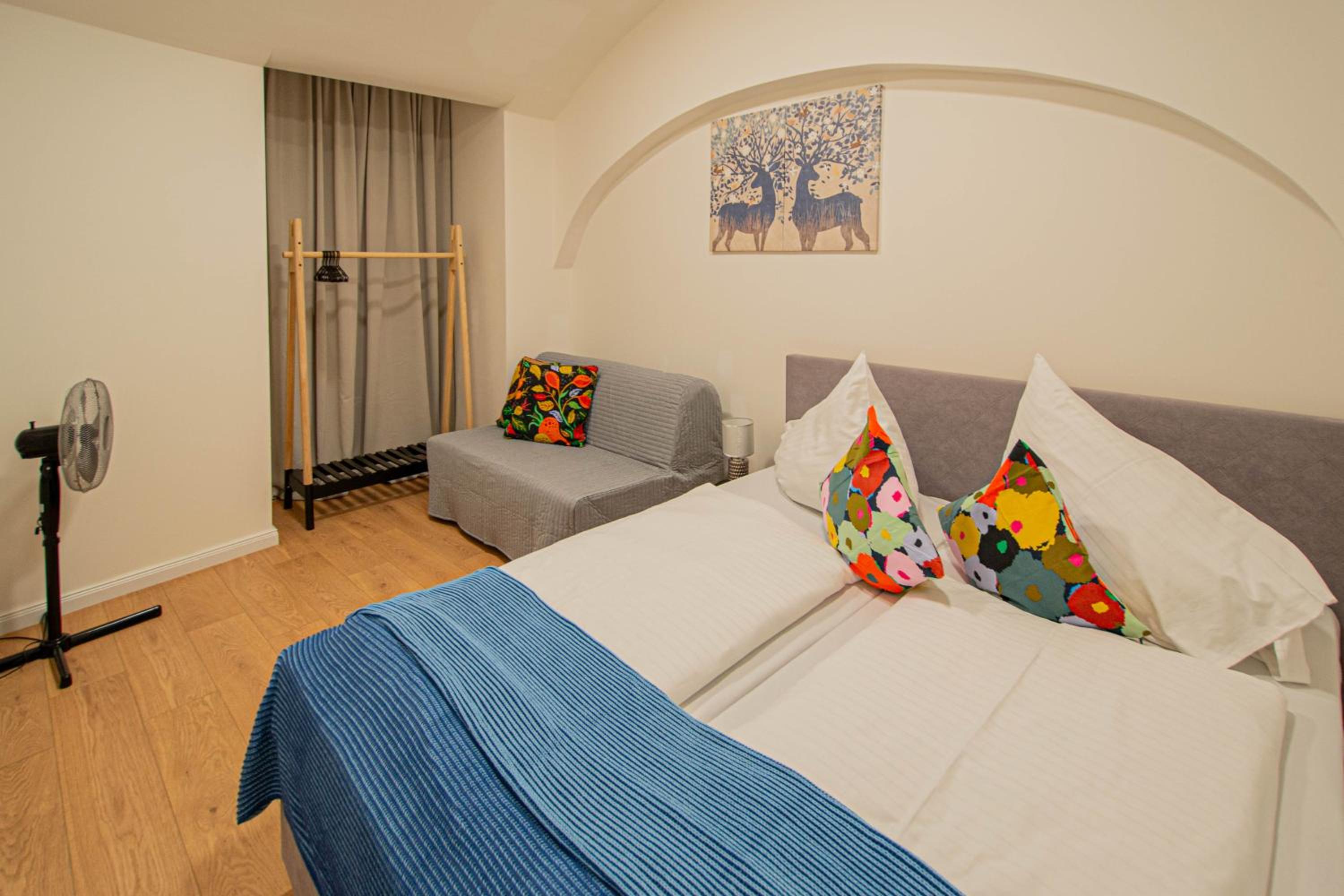 Charles square central apartments by Ruterra