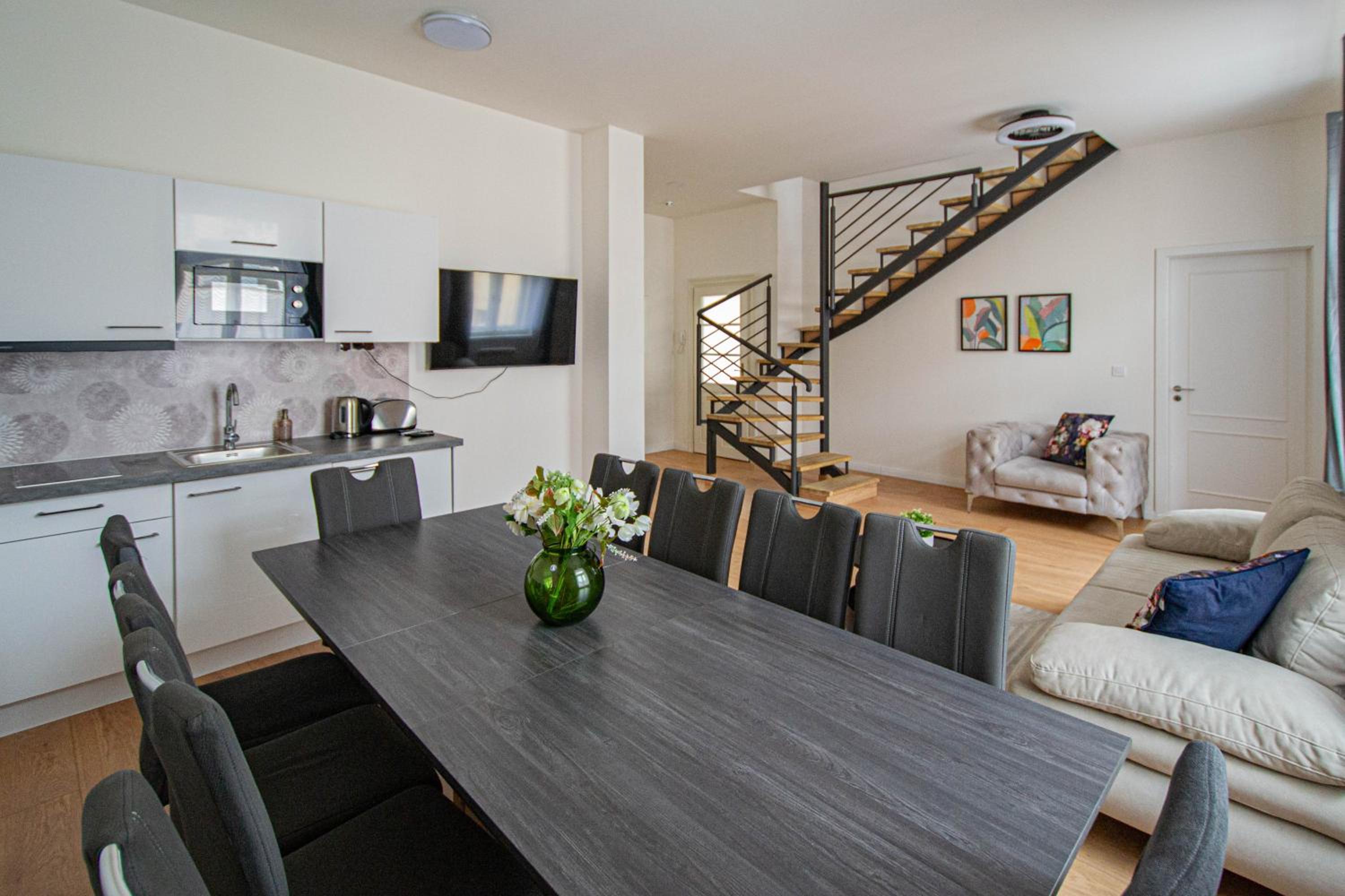 Charles square central apartments by Ruterra