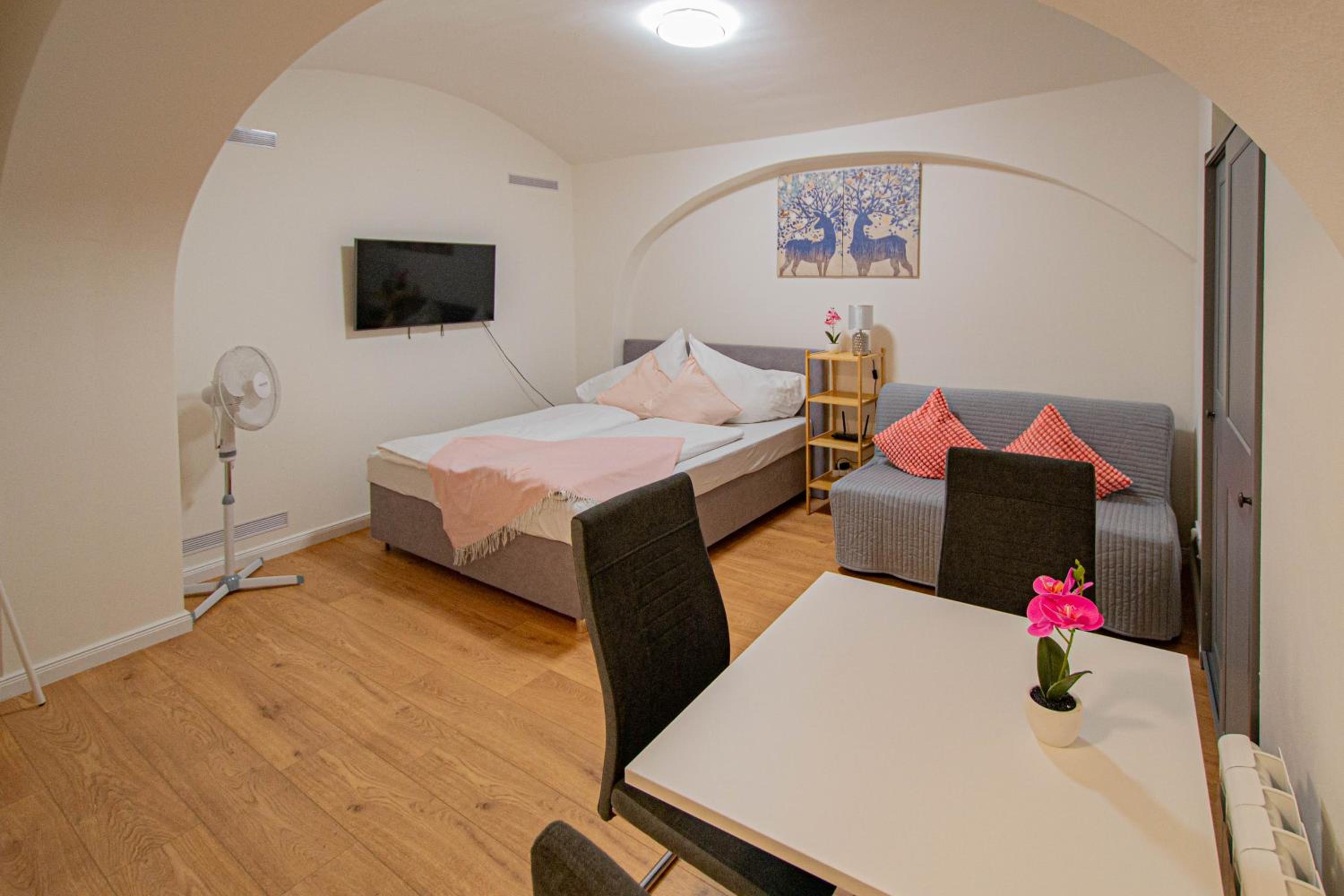 Charles square central apartments by Ruterra