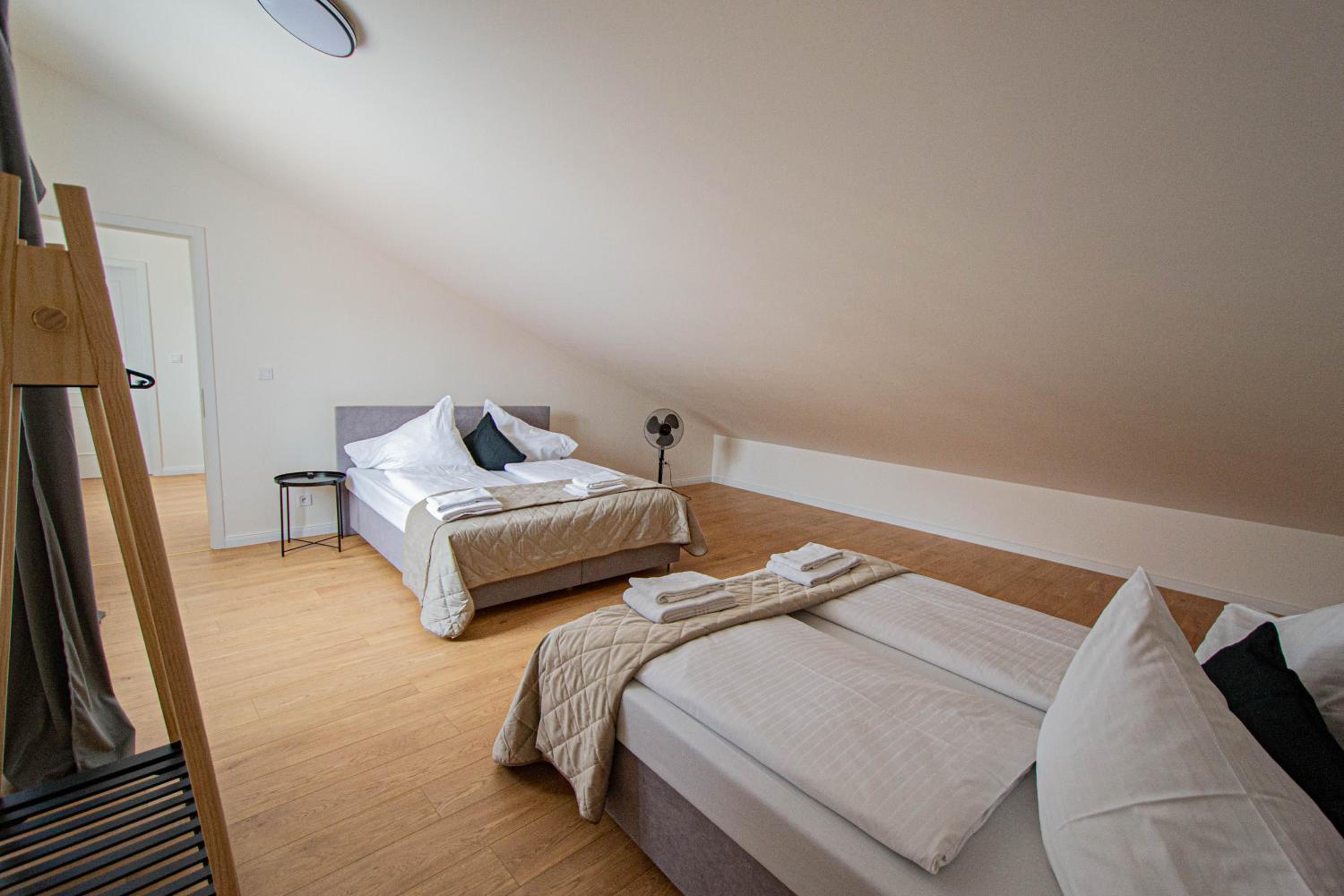 Charles square central apartments by Ruterra