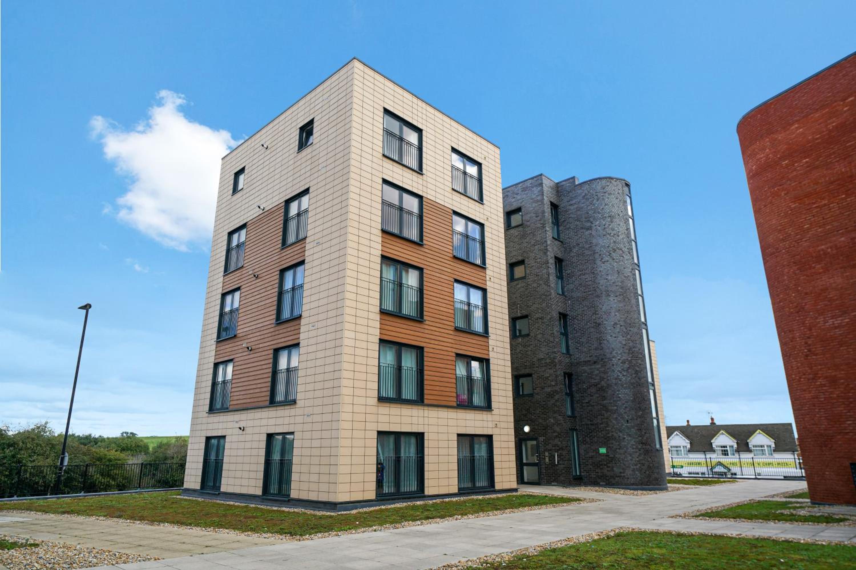 One and Two Bed Apartments Slough near Heathrow