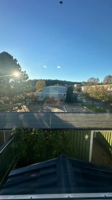 Workers And Family's Favorite Home, Free Parking view 4