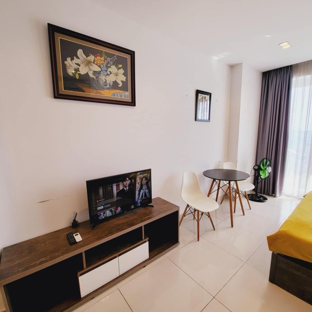 Austin Home Apartment Sky Center - Near Tan Son Nhat Airport