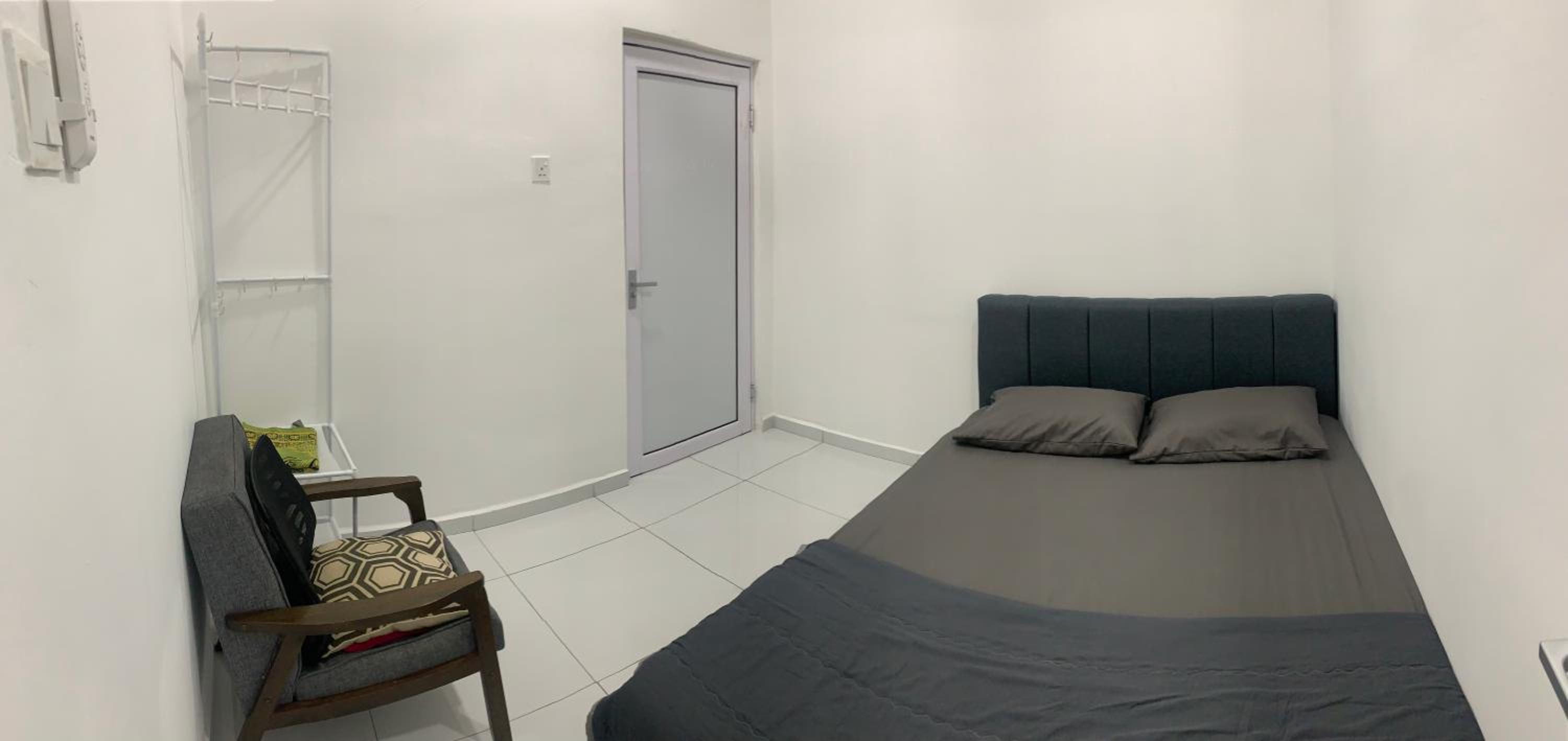Ell Homestay with Private pool Pasir gudang photo 3