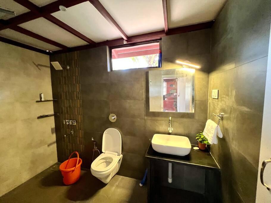 Manikantha Farm house
