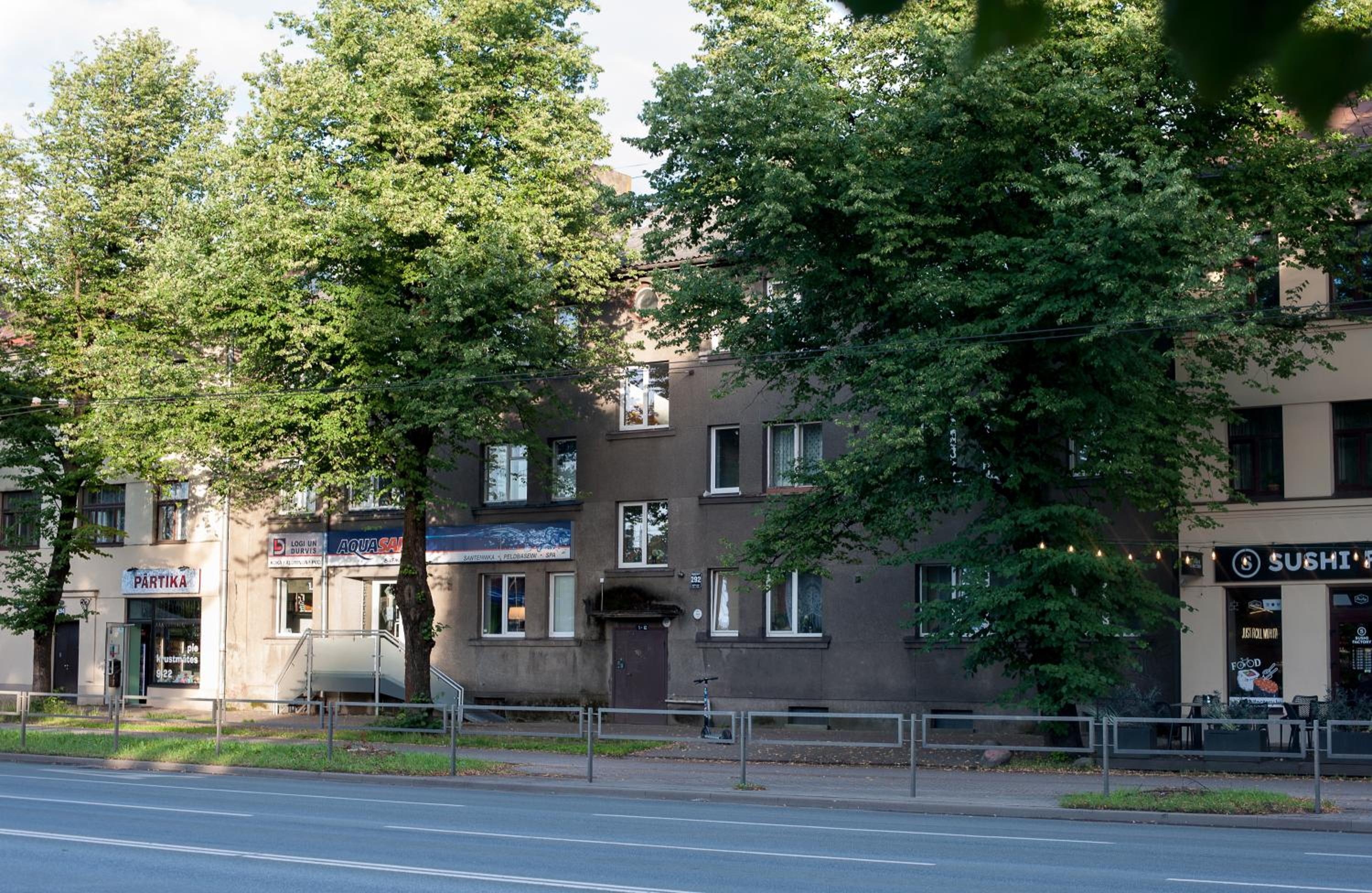 Photo 57