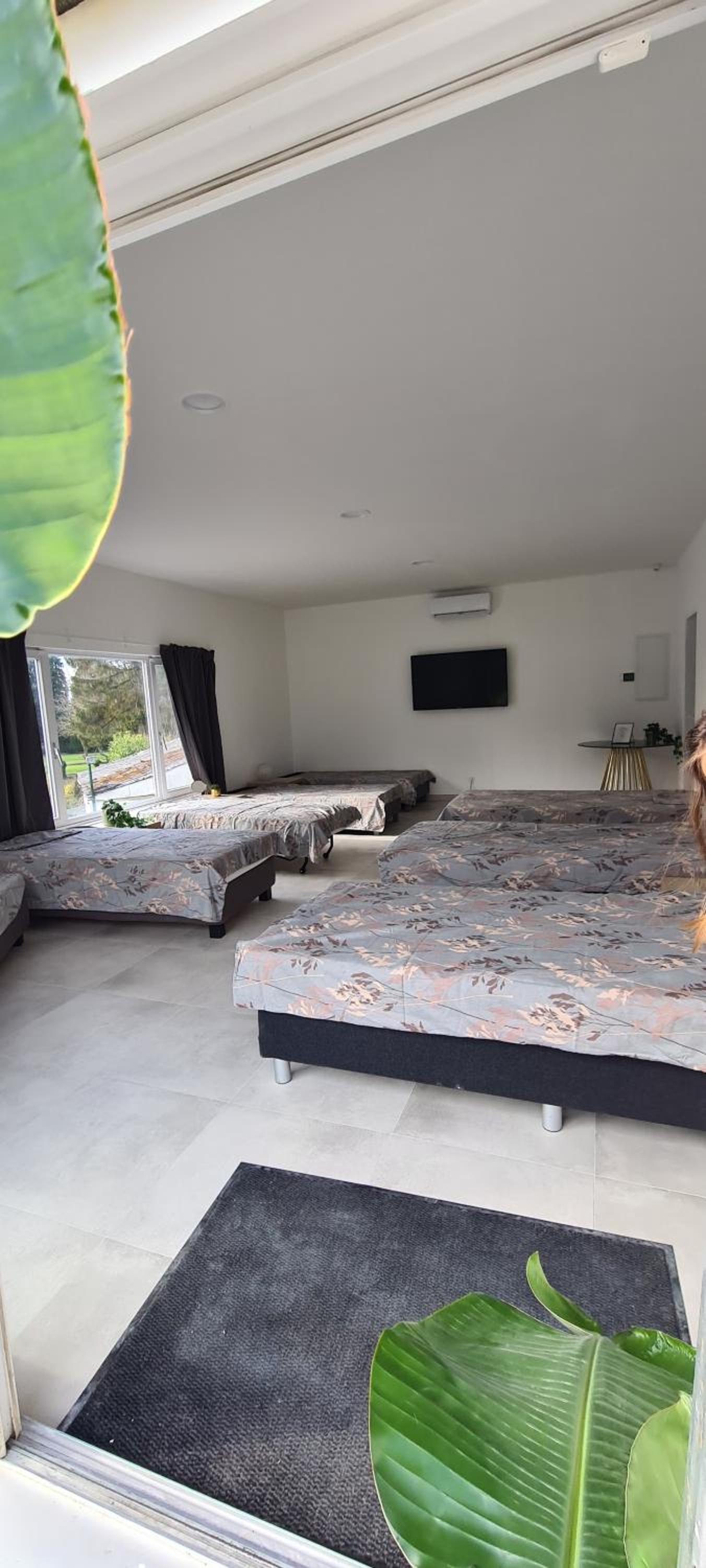 Loft-dortoir pour travailleurs - 8 personnes